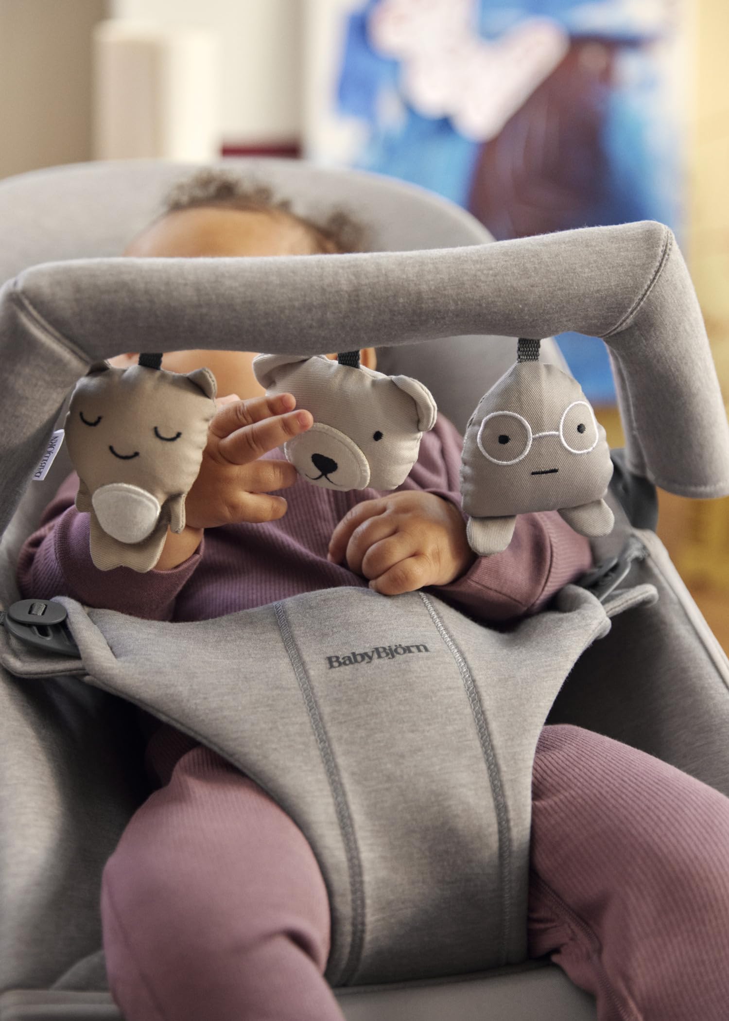 BabyBjörn Spielzeug für Babywippe - Weiche Freunde, Neutrale Farben