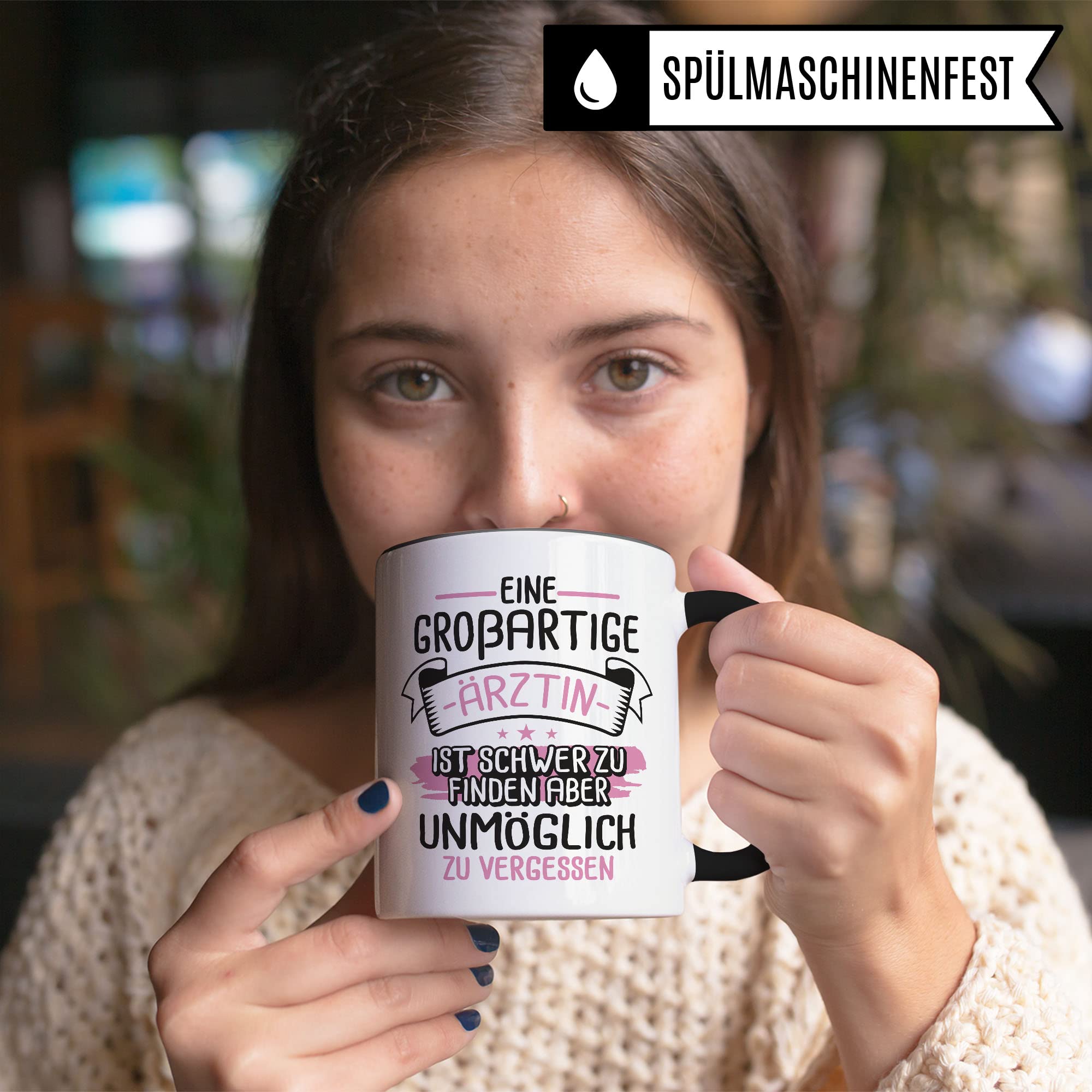 Tazza Medico Personalizzata Con Scritta: 'Un Grande Medico è Difficile Da Trovare' - Regalo Ringraziamento Dottoressa/ Dottore 330ml