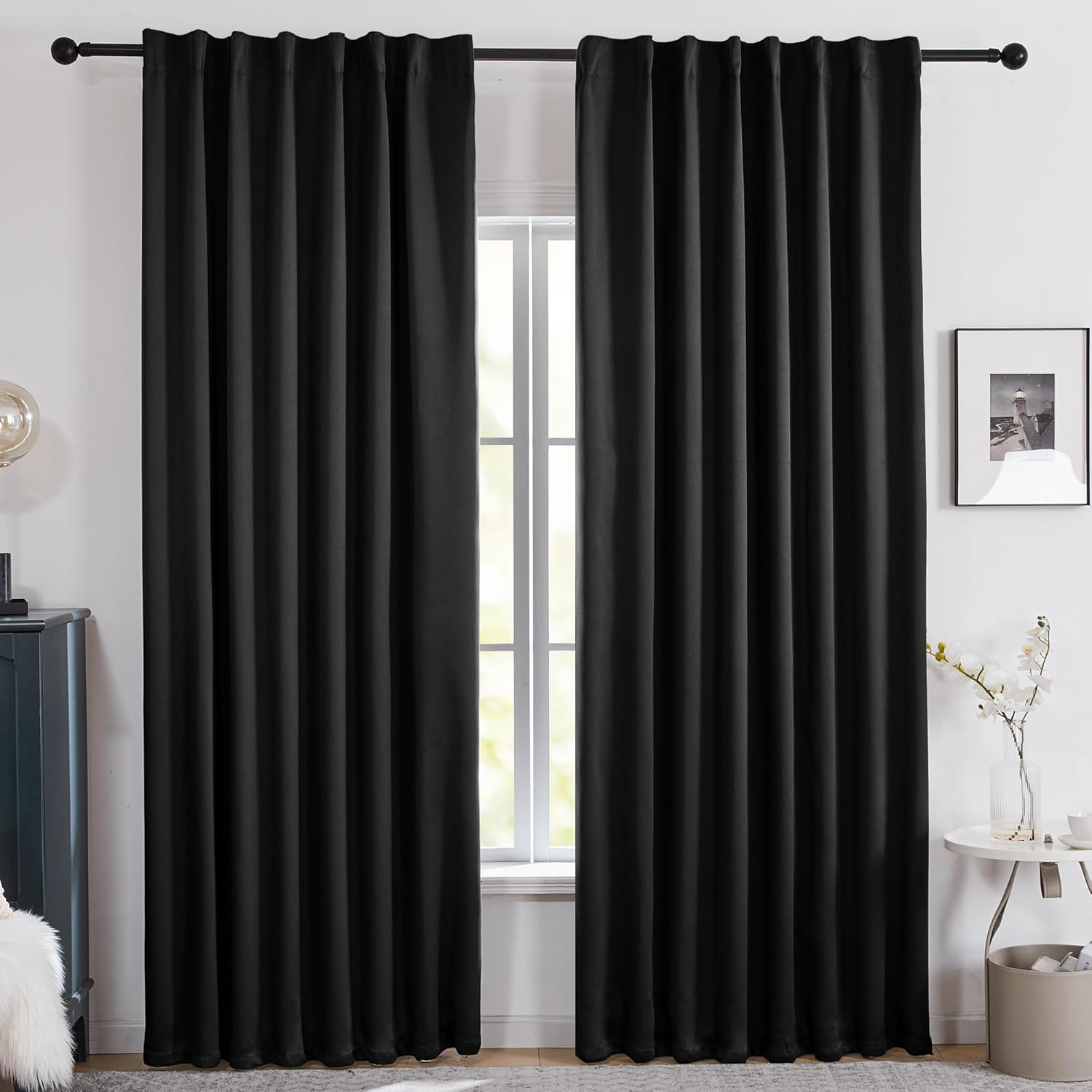 Deconovo Total Blackout Curtains for Bedroom，Thermal Insulated Curtain, Soundproof Living Room Panel, Oeko-TEX Certified, Modern Pencil Pleat Drapes for Sleep & Style (52x72 Inch, 2 Panels, Black)
