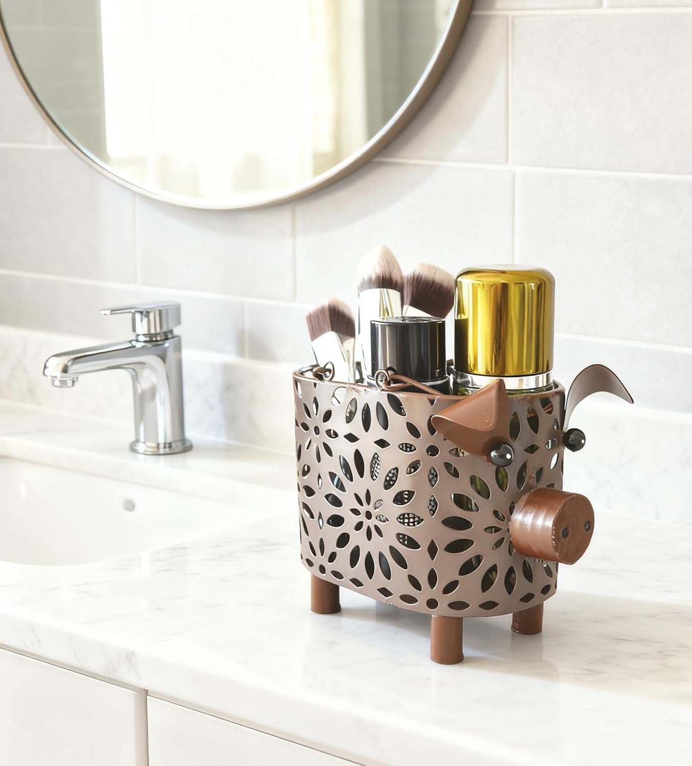 Zoreal Metal Decorative Small Baskets,Narrow Baskets with Handles for Storage,Pig Designs Farmhouse Cute Basket for Kitchen,Bathroom,Livingroom,Office Shelf Decor Aesthetic set of 2