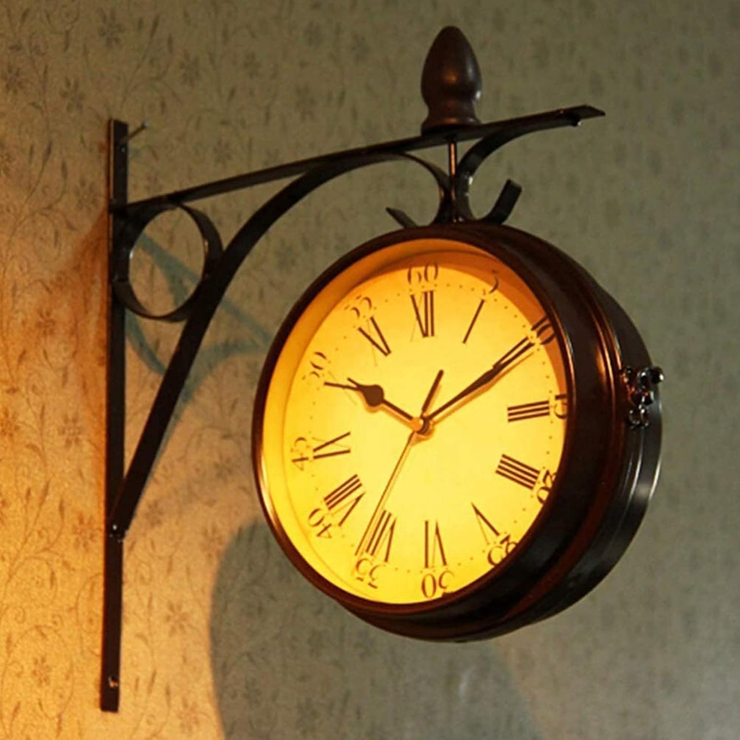 Outdoor Garden, Station Double Sided Garden Clock with Outside Bracket Waterproof Outdoor Clock Indoor Outdoor Decoration Beautiful Scenery