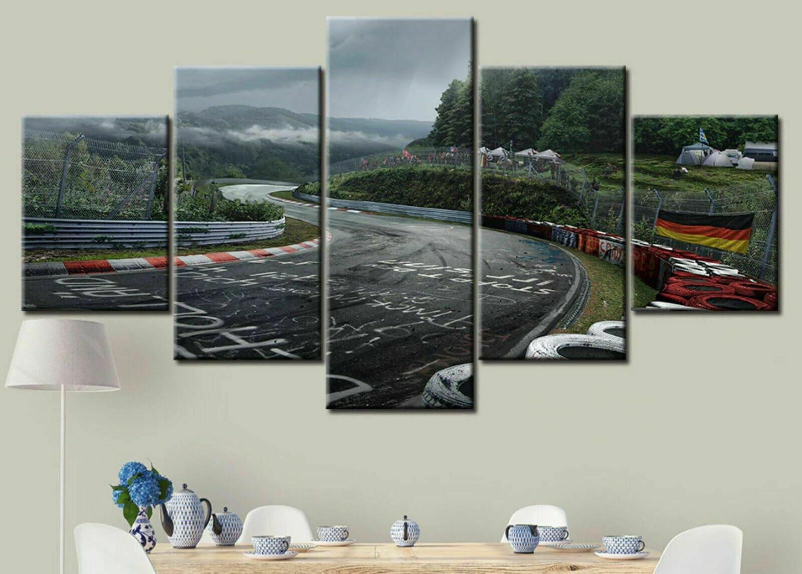 Tableau decoration murale Nurburgring pour relooker un salon vide