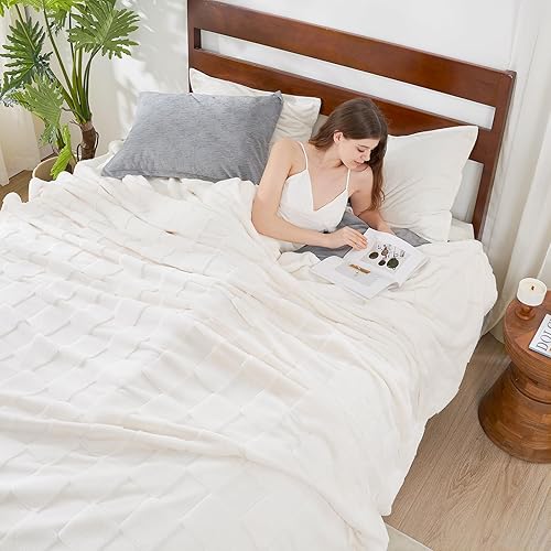 Miniatura 8 de Cozy Bliss Manta de piel sintética de conejo blanco a cuadros, suave y esponjosa, color crema Minky (50 x 60 pulgadas, marfil)