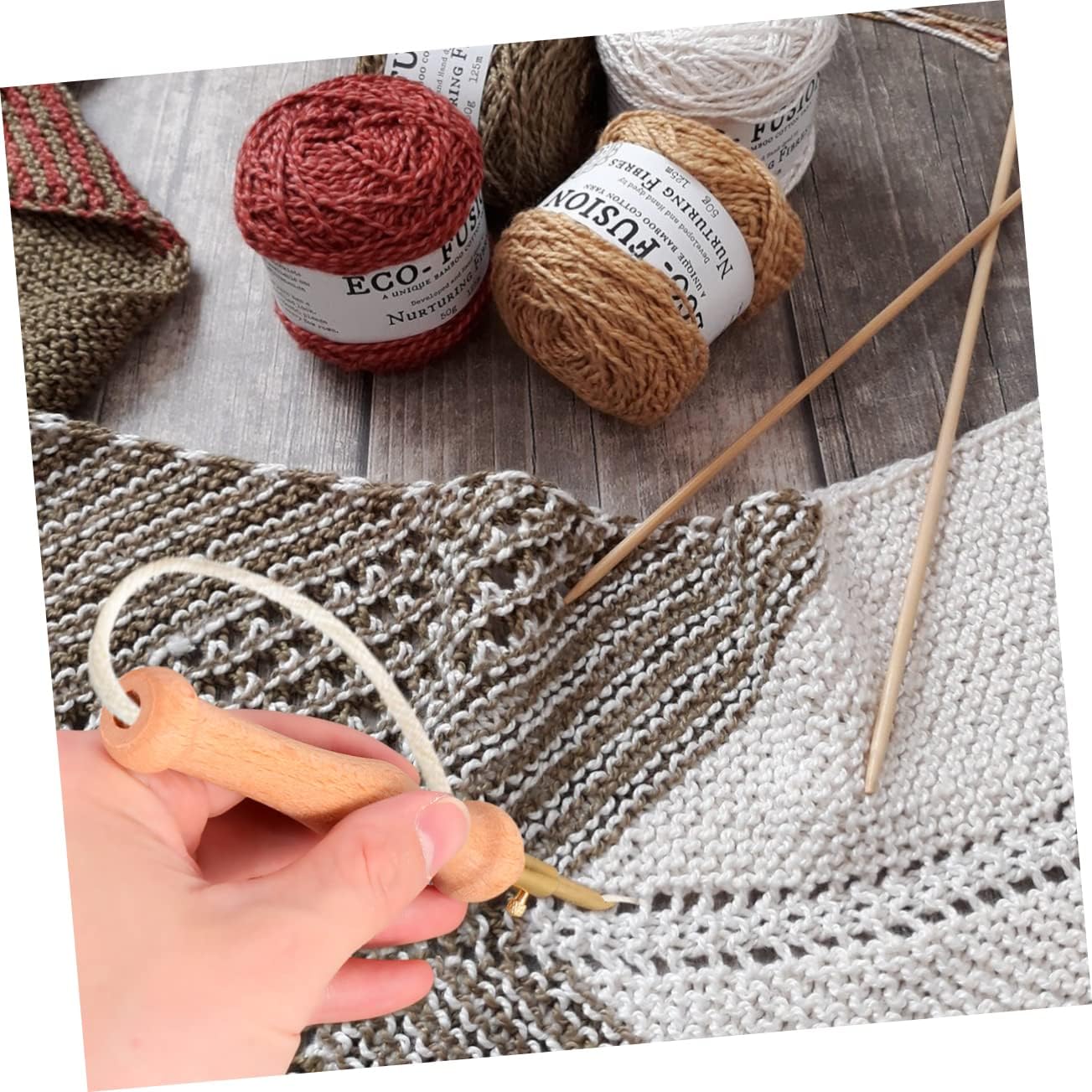 Hohopeti Wooden Handle Embroidery Needle Tool Thickened Copper Tip for Easy Stitching Adjustable Design for Home Sewing and Crafting Includes Needle Threader