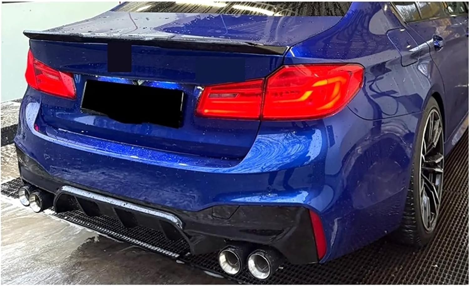 BMW M5 コンペティション カーボンファイバー マフラーエンド 4個セット BMW M5 コンペティション カーボンファイバー マフラーエンド 4個