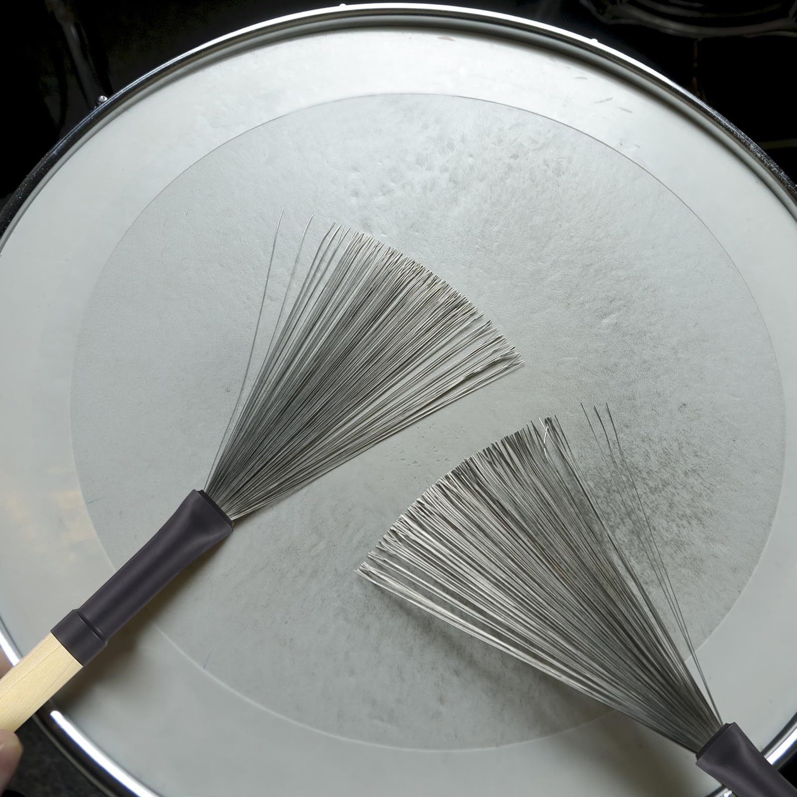 Healifty Spazzola per Tamburo Jazz 2 Pezzi Filo d'Acciaio e Manico in Legno, Accessorio per Batteria Acustica e Musicisti di Percussioni