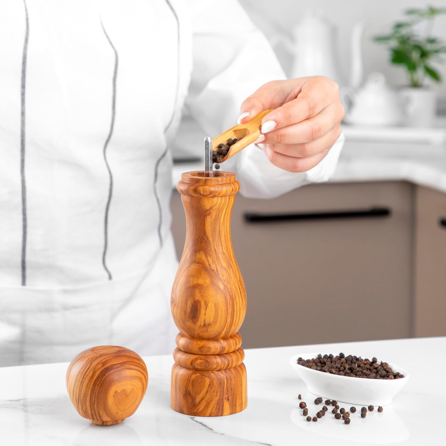 Kitchen Wooden Salt and Pepper Grinder – 21cm (8.3”) Refillable Salt & Pepper Mills Adjust for Customized Coarseness – Crafted of Solid Olive Wood with Free Beewax Steel Core