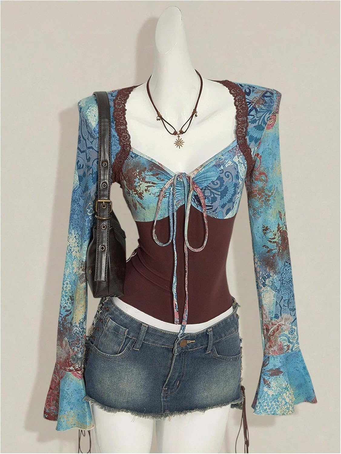 Milumia Women's Y2K Graphic Lace Trim Top Boho Bell Sleeve Sweetheart Neck Tee Tops Retro Rave Concert Outfits - Image 5