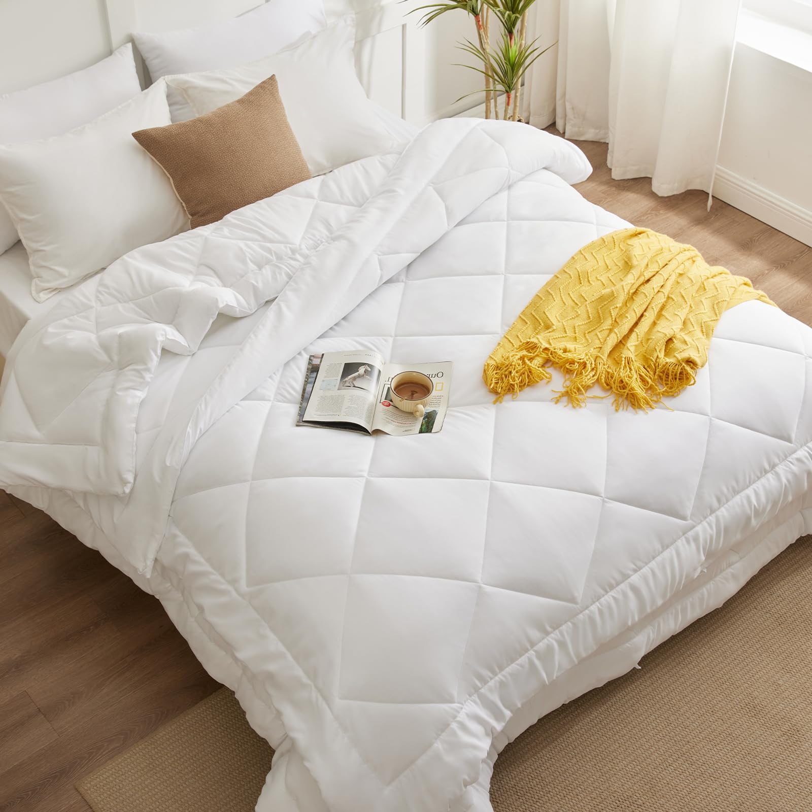 CozyLux Piumino Letto Matrimoniale 4 Stagioni 220x240 cm Microfibra, Set Piumino Estivo 150gsm 240x220 + Piumino Primaverile/Autunnale 300gsm 220 x 240 = Piumone Matrimoniale Invernale 450gsm, Bianco