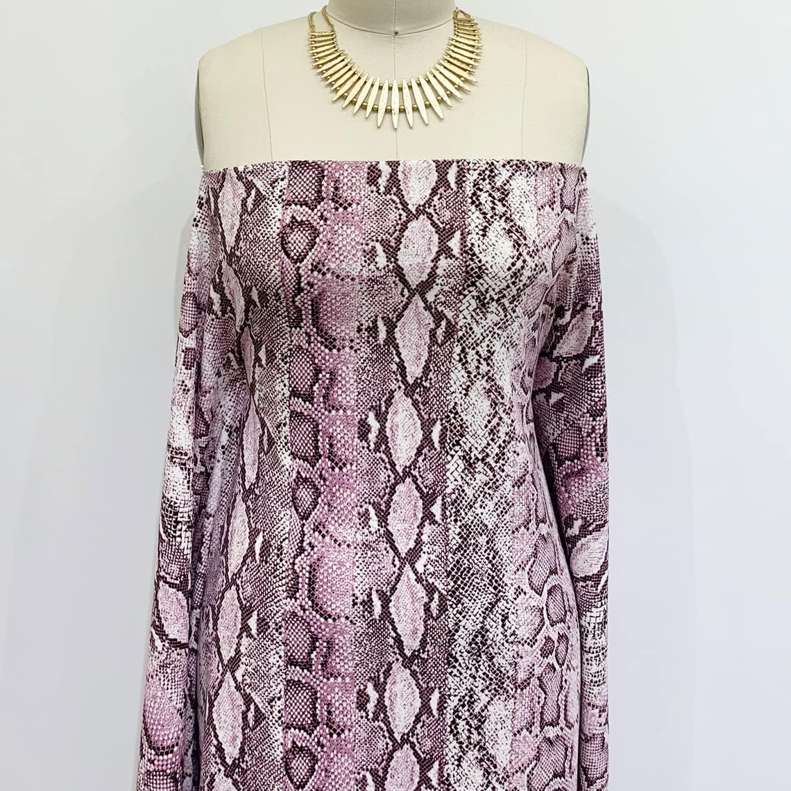 Printed Scuba Crepe Knit Fabric Animal Skin/Snake Pattern/2-Way Stretch Prints Fabric/DIY Projects