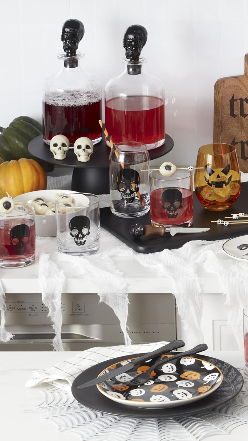 Oneida Barware, 5-Piece Skeleton Whiskey Set, 4 Drinking Glasses & 1 Decanter, Dishwasher Safe, Halloween Decor Indoor, Halloween Table Decorations for Party, Skeleton Themed (4 Glasses, 1 Decanter)