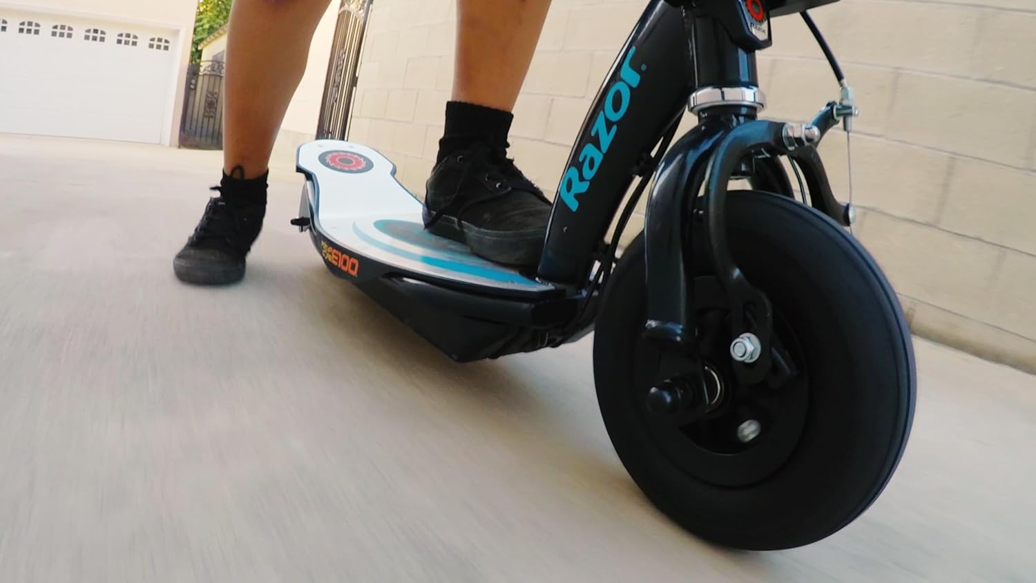 Razor Power Core E100 Electric Scooter - 100w Hub Motor, 8" Air-Filled Tire, Up to 11 mph and 60 min Ride Time, for Kids Ages 8 and Up
