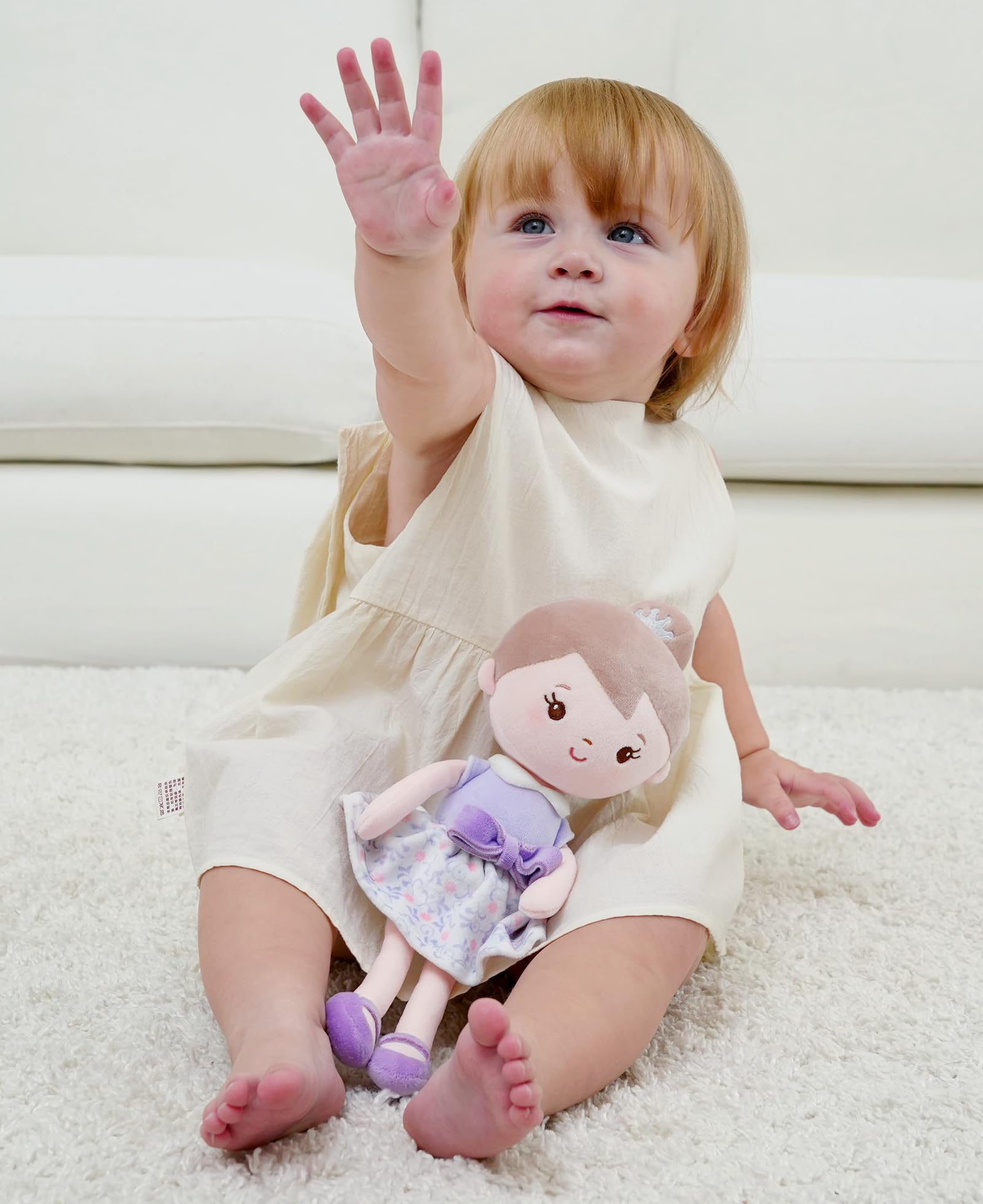 GAGAKU Muñecas Trapo para Niñas 30cm Tela Suave Ángel Guardián Regalo de Bautizo para Niña con Alas Peluche Amuleto de la Suerte para Niños de 1-6 Años- Niña Cereza (Chica Vestido Morado) — view 7