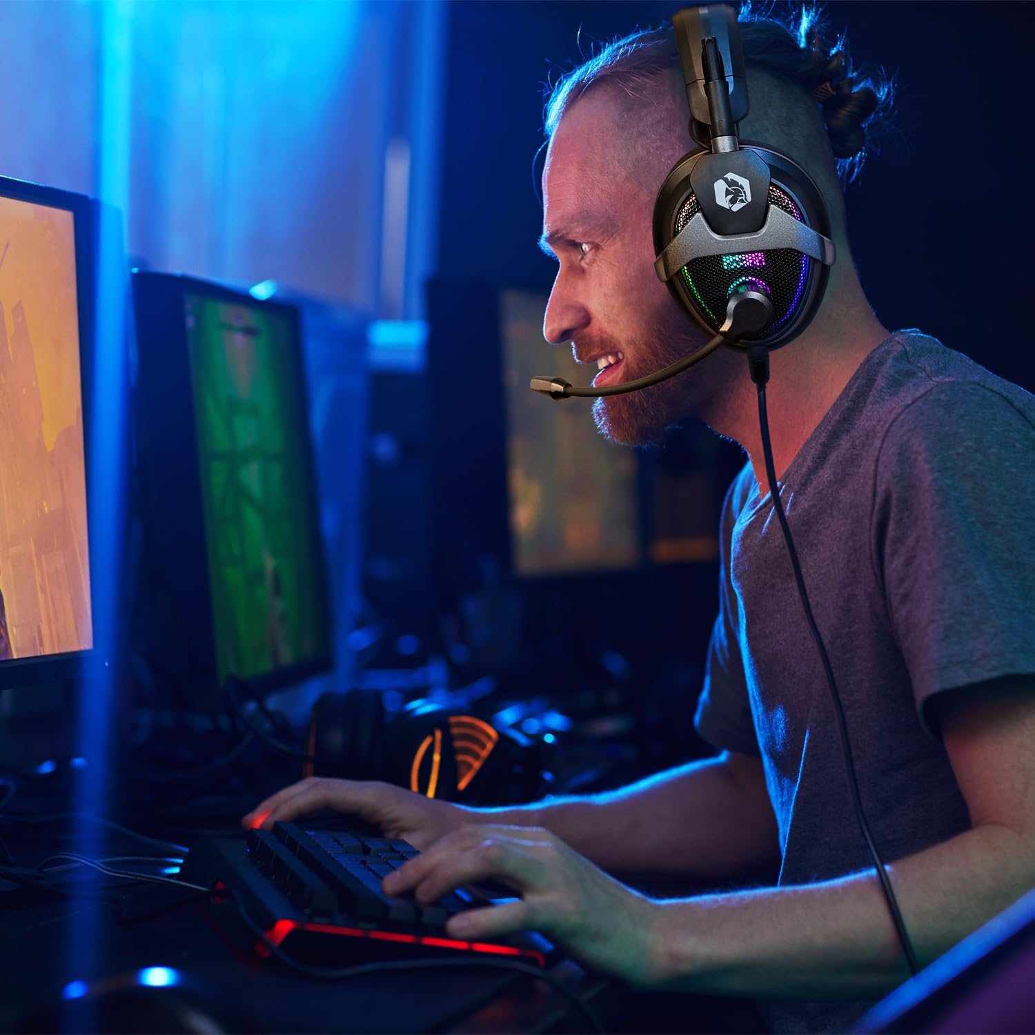 EMPIRE GAMING H13 RGB Gamer Cuffie - per console di gioco, Xbox One/Series, Switch, PC, Mac, Smartphone, Tablet - Telecomando - Suono stereo ad alta definizione - Microfono flessibile - Nero