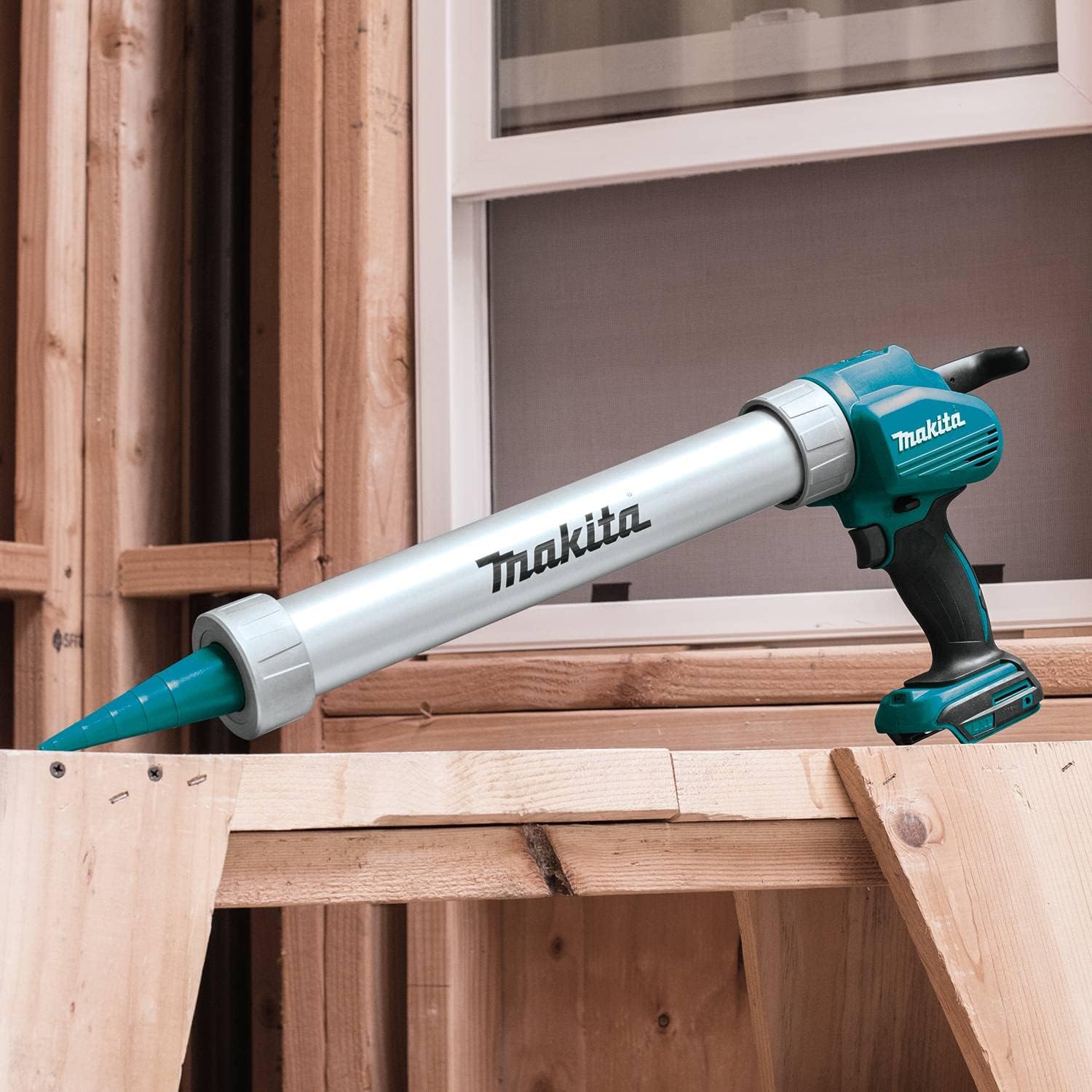 Makita XGC01ZB 18V LXT Lithium-Ion Cordless 20 oz. Barrel Style Caulk & Adhesive Gun, Tool Only, Silver/Blue/Black, 20-Ounce