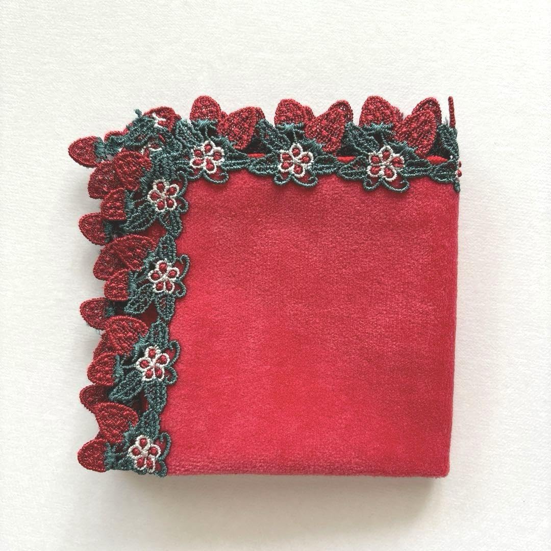 Amazon.co.jp: 近沢レース ハンカチ 春摘みいちご レッド 限定