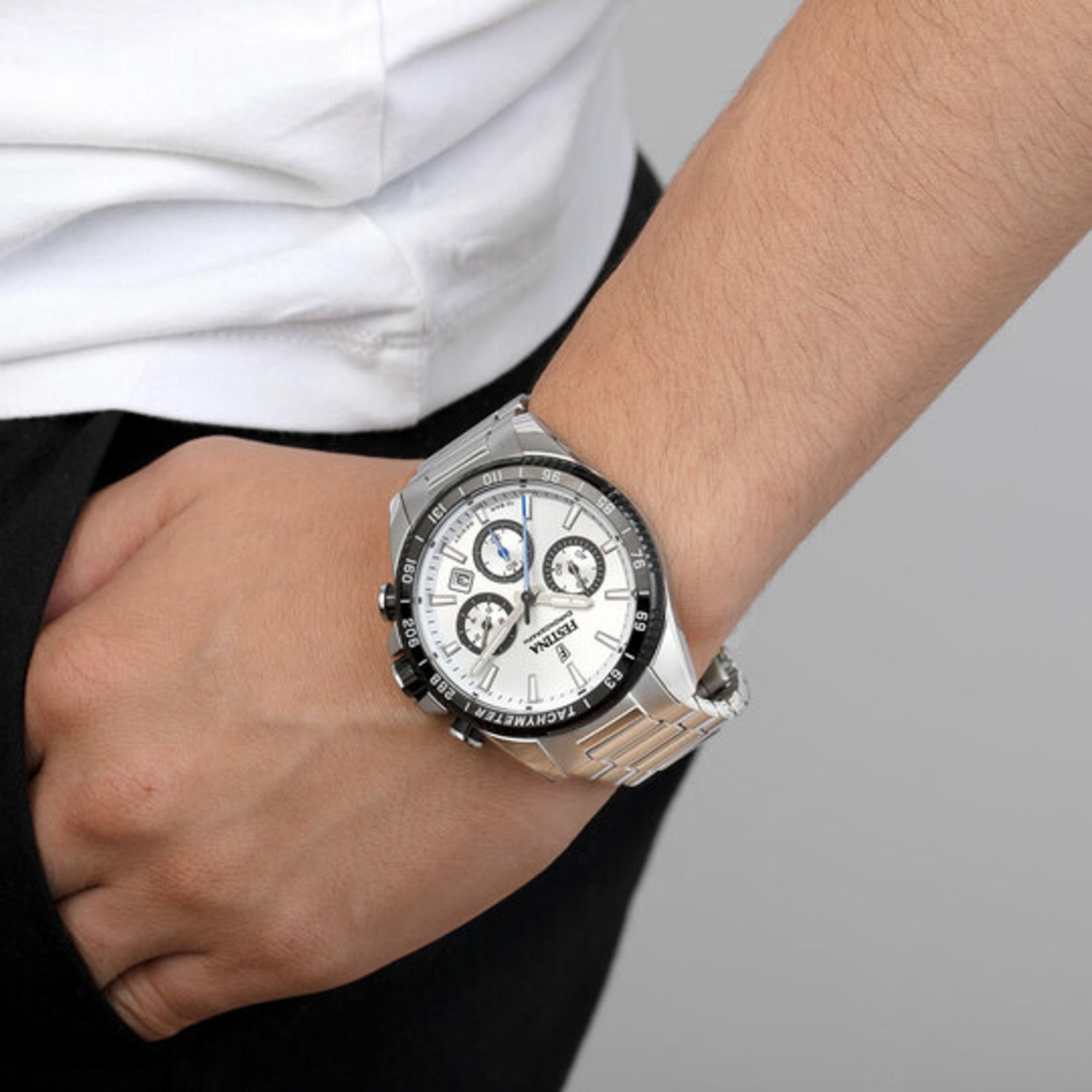 Festina Herren Uhr Analog aus Edelstahl 316L - Quarzwerk - Chronograph - Kalender - Mineralglas mit hoher Widerstandsfähigkeit - Wasserdicht bis 10 ATM F20560 Timeless Chronograph