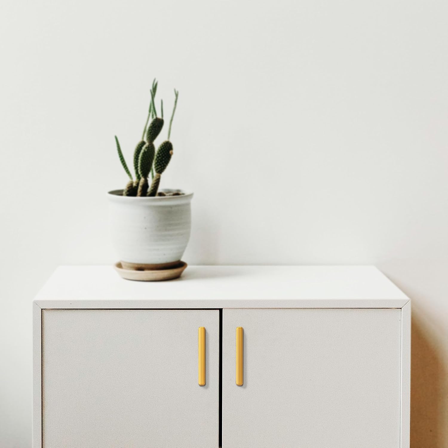 HESTIA HARDWARE 10 Pack | Drawer Pulls 3 Inch Hole to Hole | Modern Gold Handles for Dresser | 76mm Kitchen Cabinet Pulls, Drawer Handles and Dresser Handles (Z17.3in.10.L)