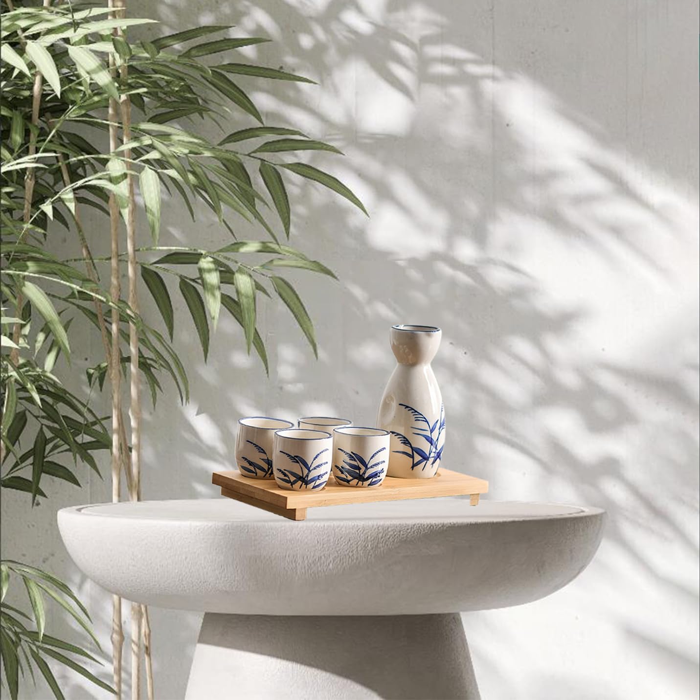 Tradizionale Set di Sake, Set da Tè in Porcellana Cinese, Set di Sake Tradizionale Ceramica, per Ristoranti, Case, Taverne, Caraffa di Sake con 4 Tazze di Sake, Idea Regalo(Latte Bianco)