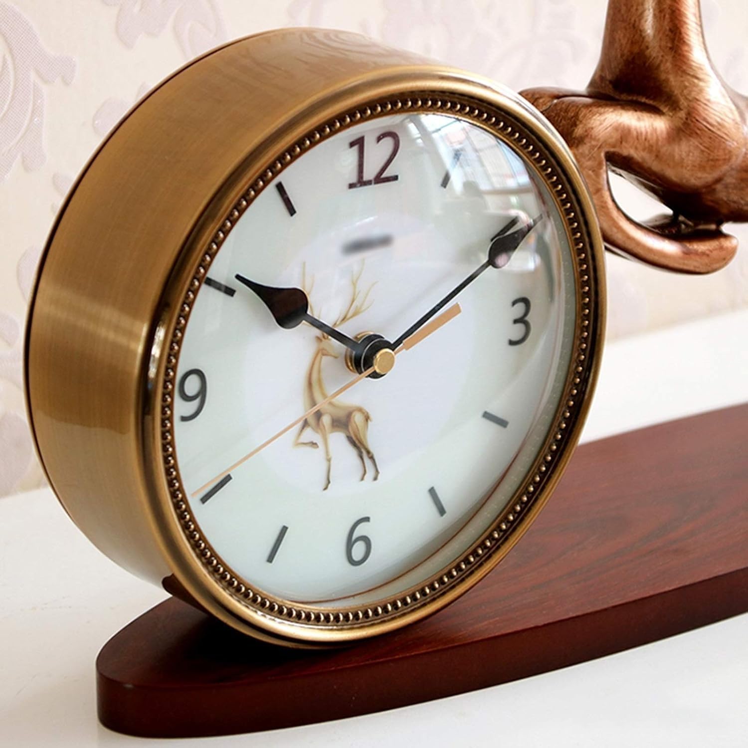 Mantel Clock Living RoomTable Clocks, Silent Non Ticking Retro Deer Sculpture Art Desk Clock for Living Room Bedroom Office