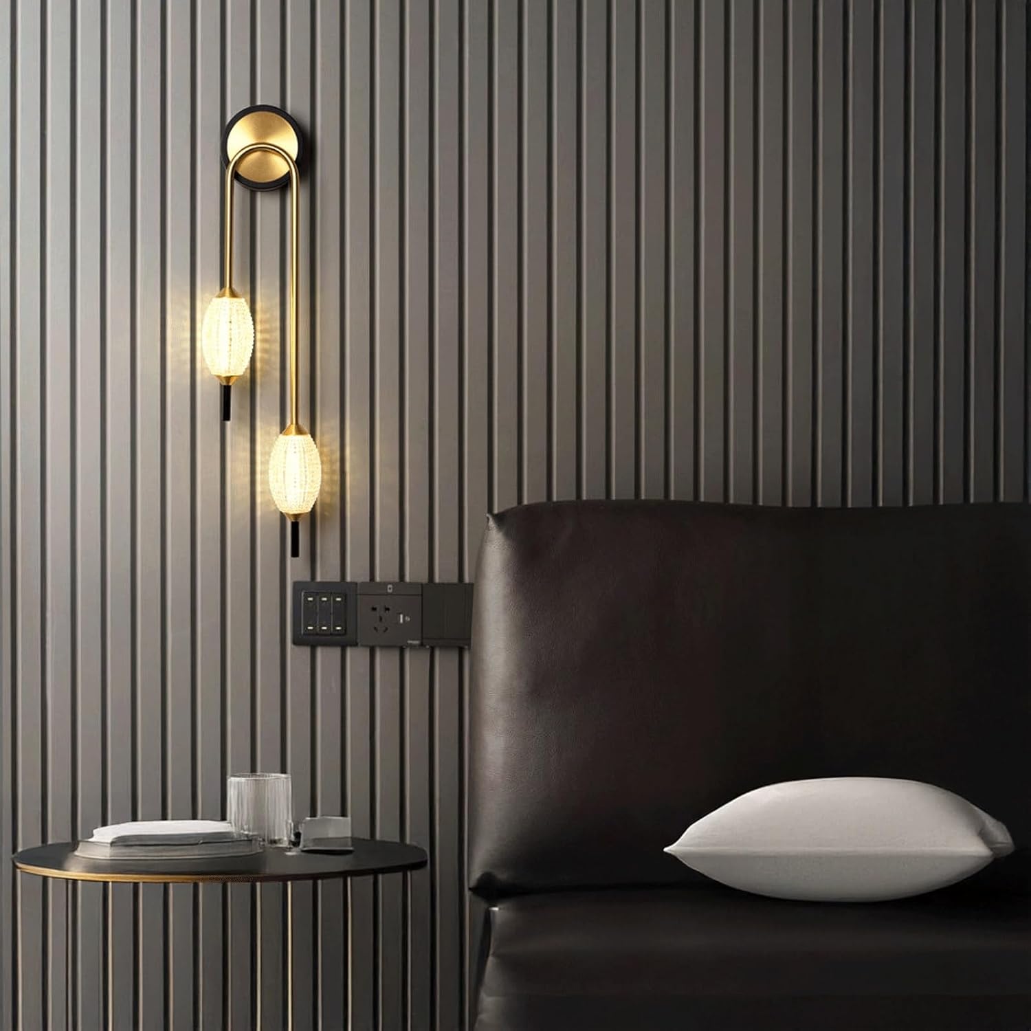 Wall Sconce Light Modern Luxury Brass & Acrylic Wall Lamp Brushed Copper Finish LED Unique Creative for Living Room Apartments Restaurant Bedroom Hallway Elegant Decorative Illumination