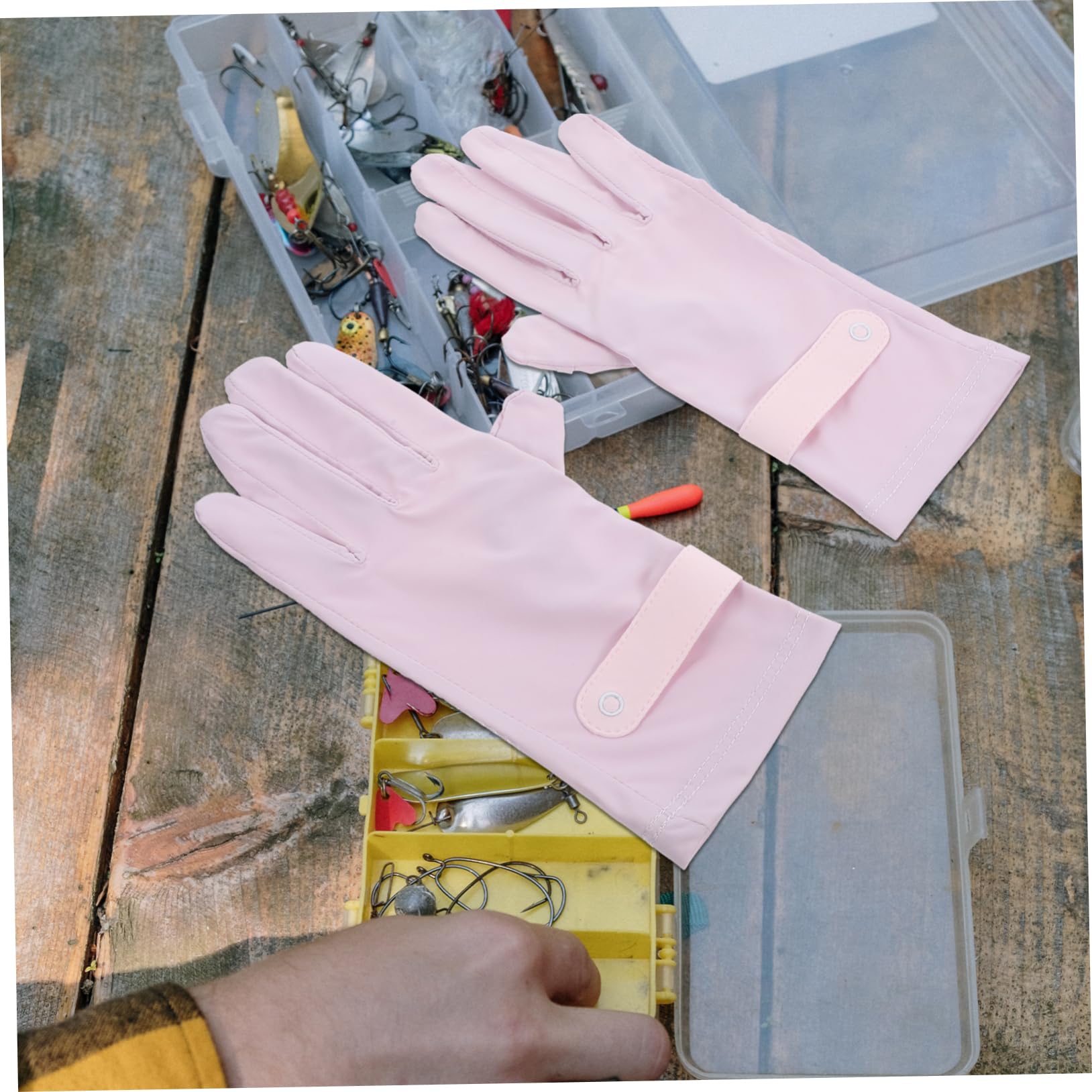 VANZACK 1 Pair Outdoor Riding Gloves for Women Breathable UV Protection Cycling Gloves Comfortable Fit for Fitness and Sports Activities Lightweight and Quick Dry Design