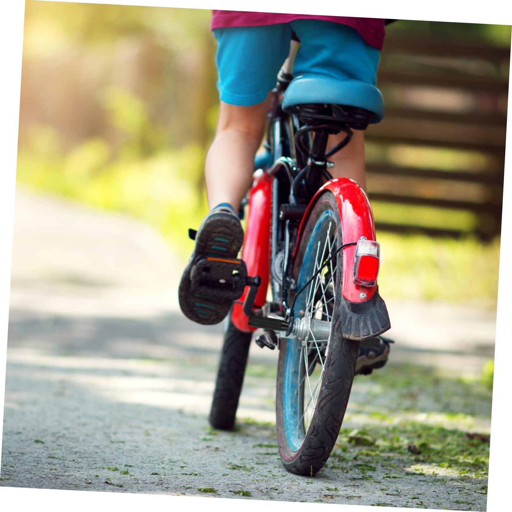 Balacoo 1Pair Aluminum Alloy Pedals for Bicycles Durable Rear Foot Pegs for Mountain Standard Bikes Slip Design for Enhanced Stability Accessory for Bike Enthusiasts