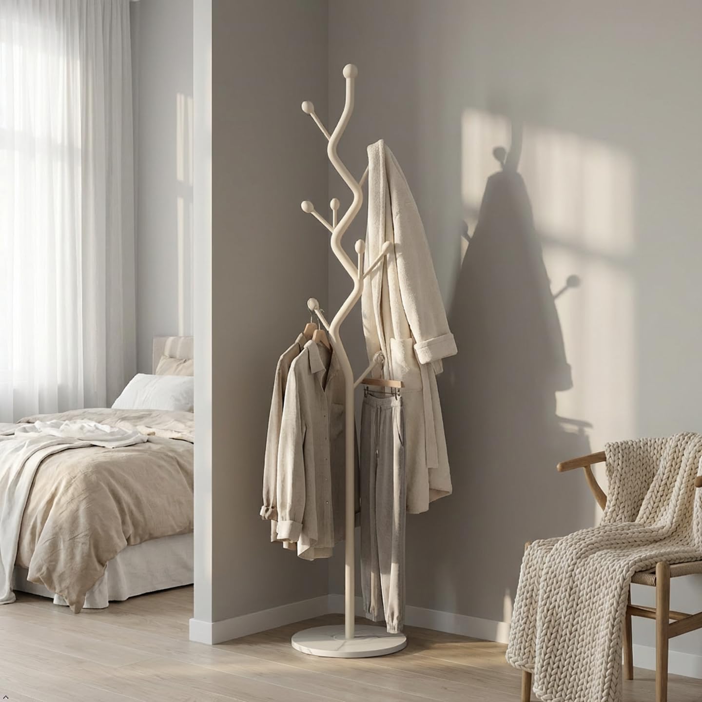 Modern Tree Shaped Metal Coat Rack Tree, Freestanding Metal Hall Tree with Sturdy Marble Base, Multi-Hook Entryway Organizer for Hallway, Bedroom, Living Room (Off-White)