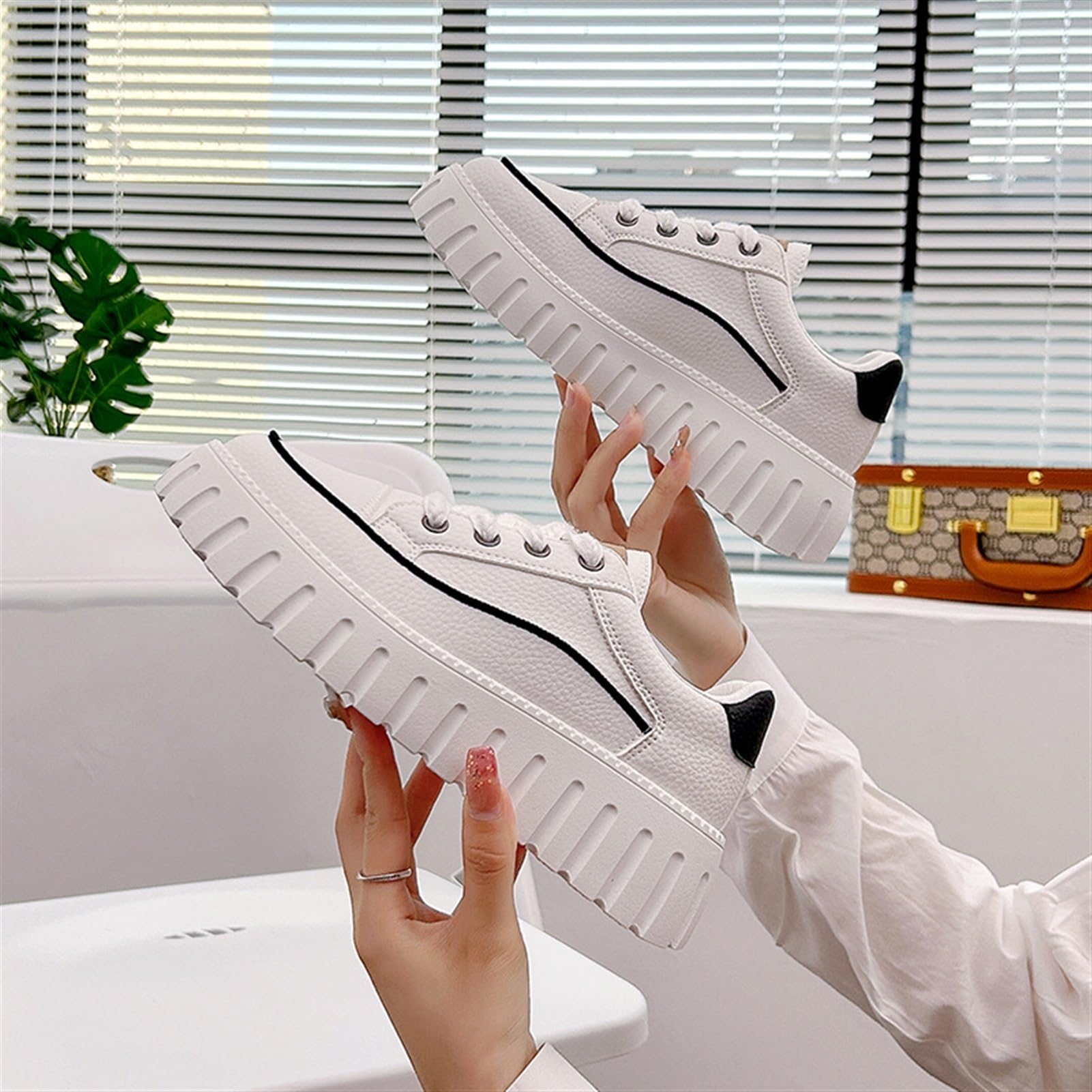 Nuevas Sneakers Mujer Moda Casual Chunky Zapatillas De Deporte Aumentar La Altura Zapatillas De Deporte para Los Estudiantes A Usar Zapatillas para Correr Al Aire Libre