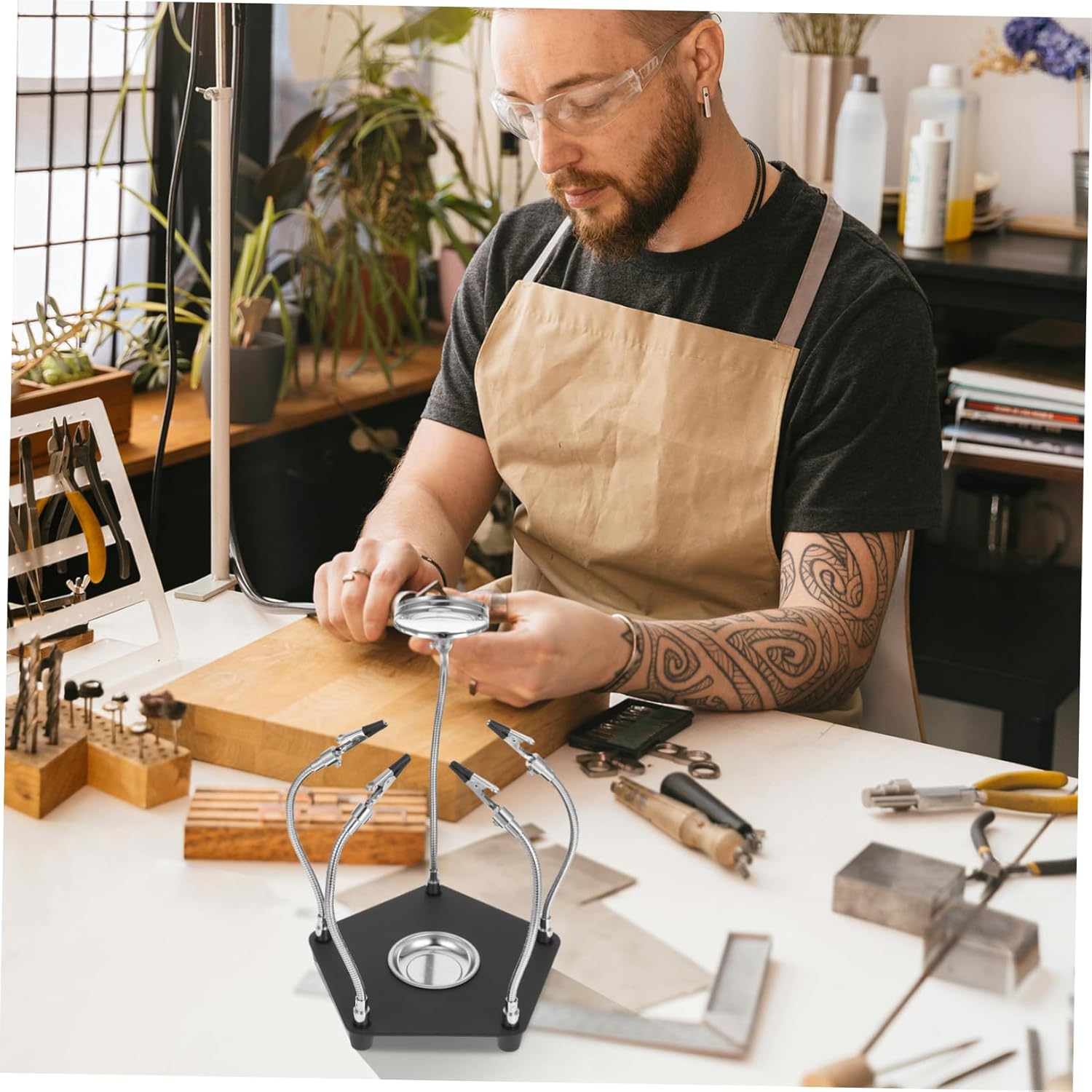 Amosfun TE-806 Helping Hands Soldering Station with LED Light Flexible Arms and PCB Holder for Electronic Repair Soldering Iron Stand for Circuit Board Welding