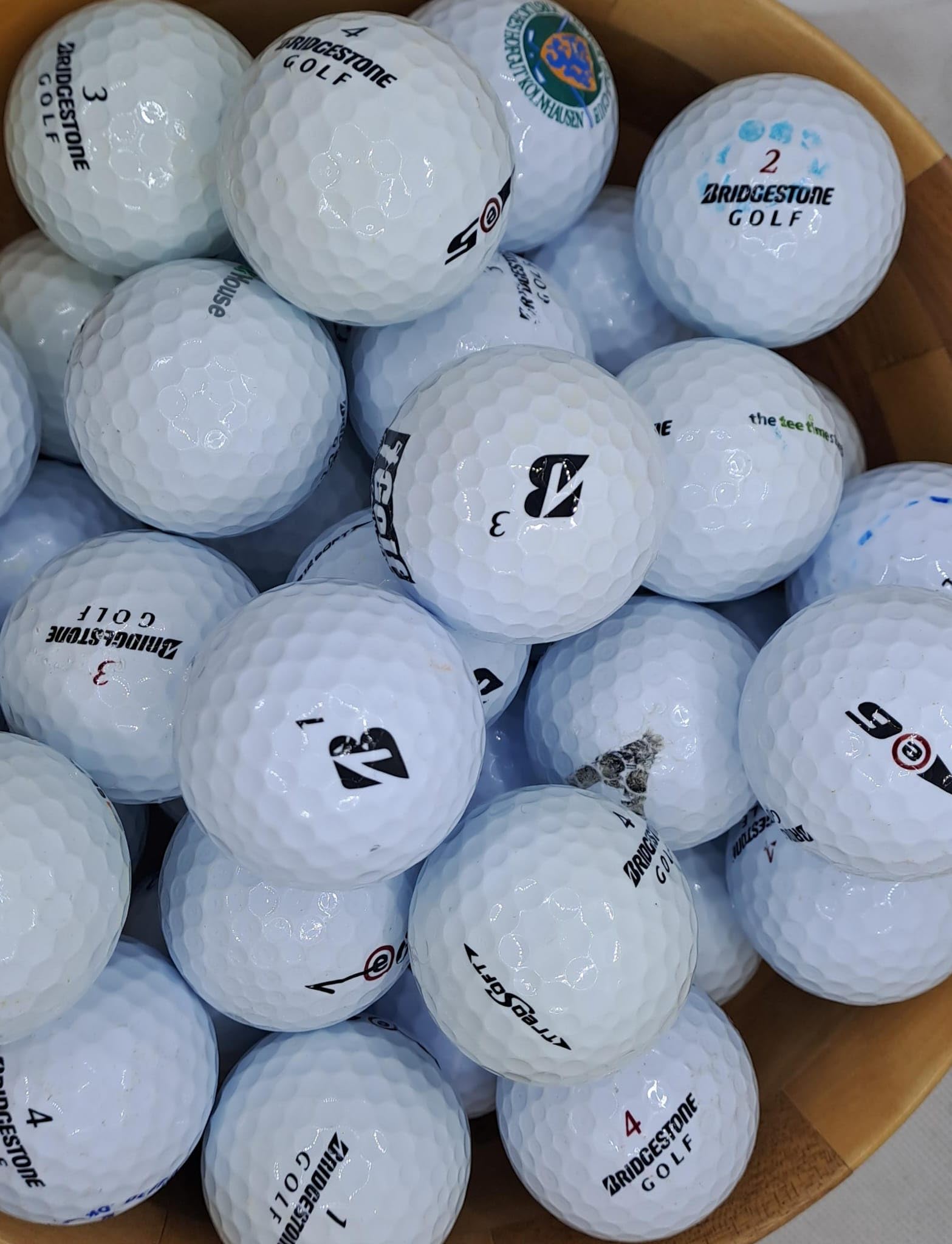 SDP Golf Balls β Premium Used Lake Balls Grade B Recycled Lake Balls for Bridgestone Golf Balls - Mixed Models - Used, Not New (24)