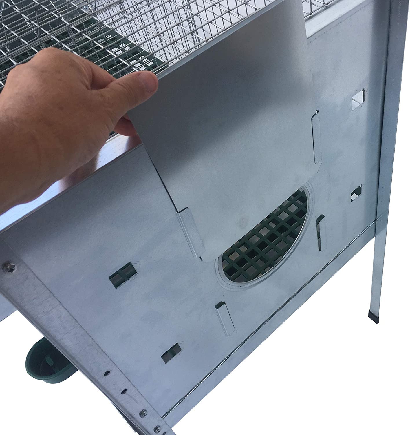 Conigliera Eko con due nidi in plastica da Cm. 102x51x32