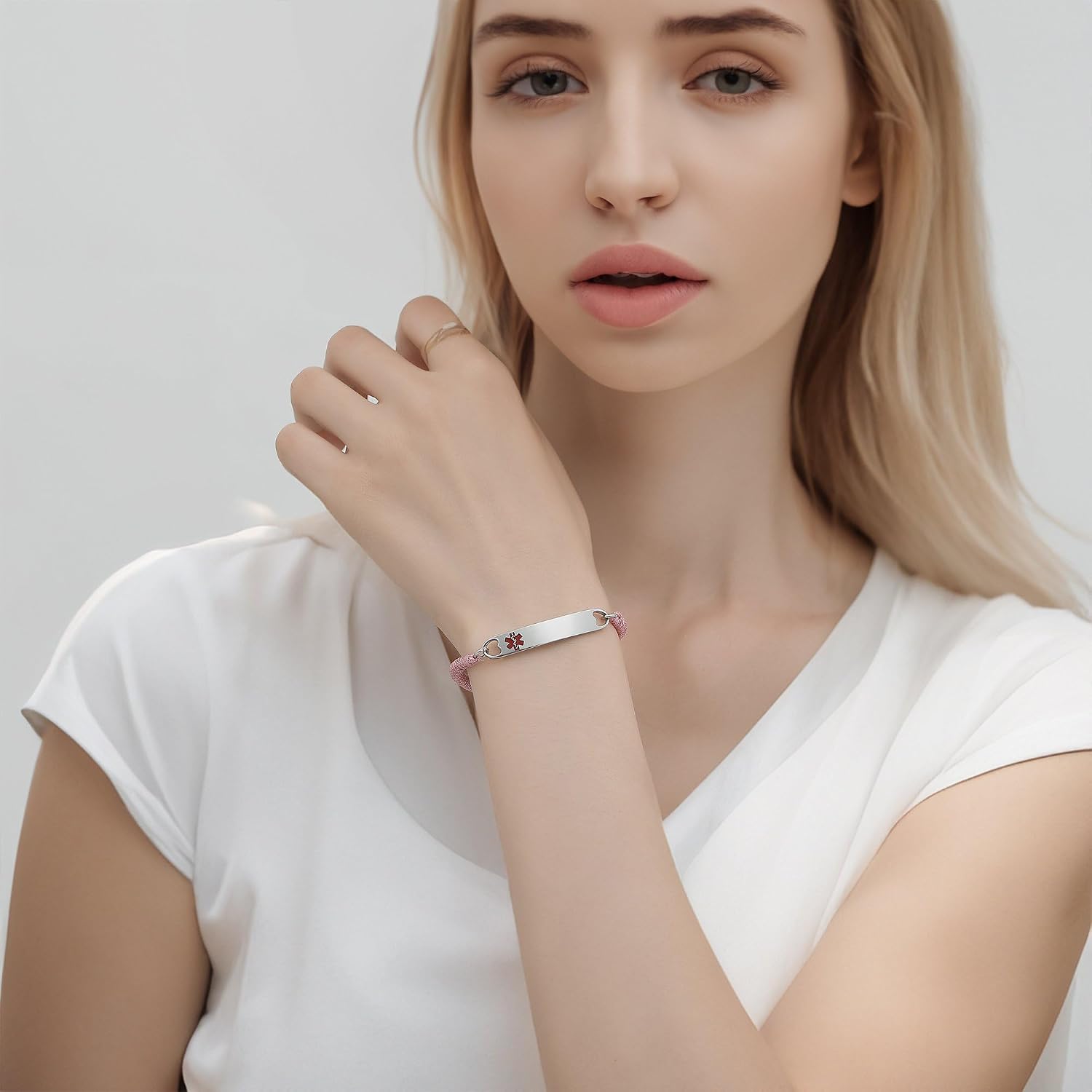 mnmoom Medical Alert Bracelets for Women Stainless steel Heart Medical ID bracelets with Free Engraving