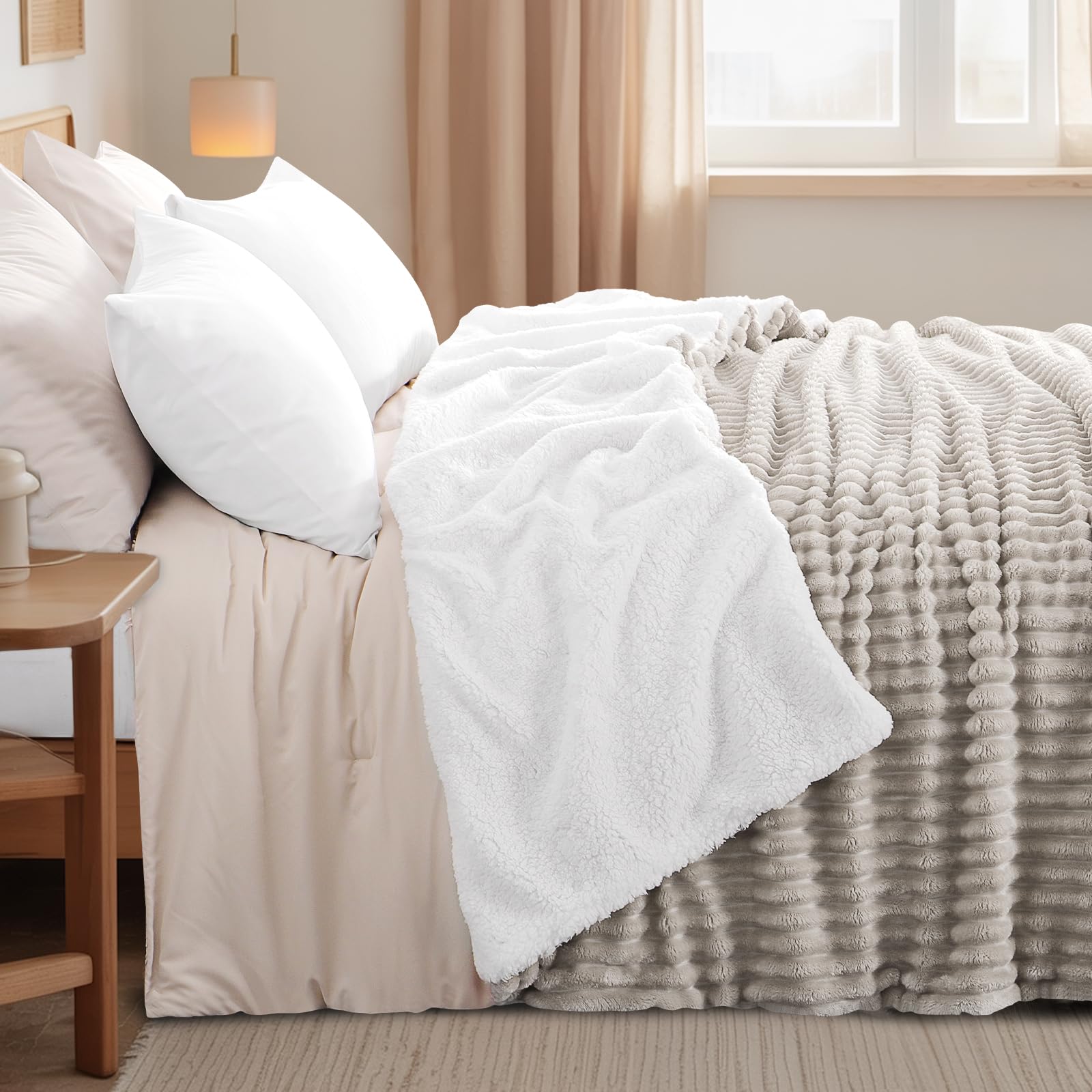 RUIKASI Manta Polar 220x240 Invierno - Cama Grande, Cubresofá Sherpa Suave 2 Personas Cálida, Beige