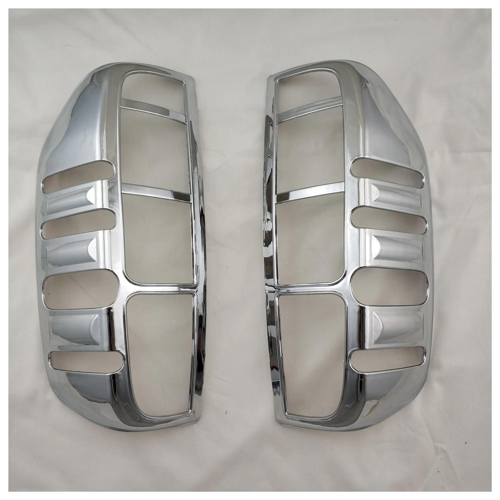 Adornos de pilotos traseros Embellecedor De Faro Trasero Para Nissan Para Navara d40 Para Frontier 2007-2013 Color Negro Mate Protector de luz trasera(Chrome)