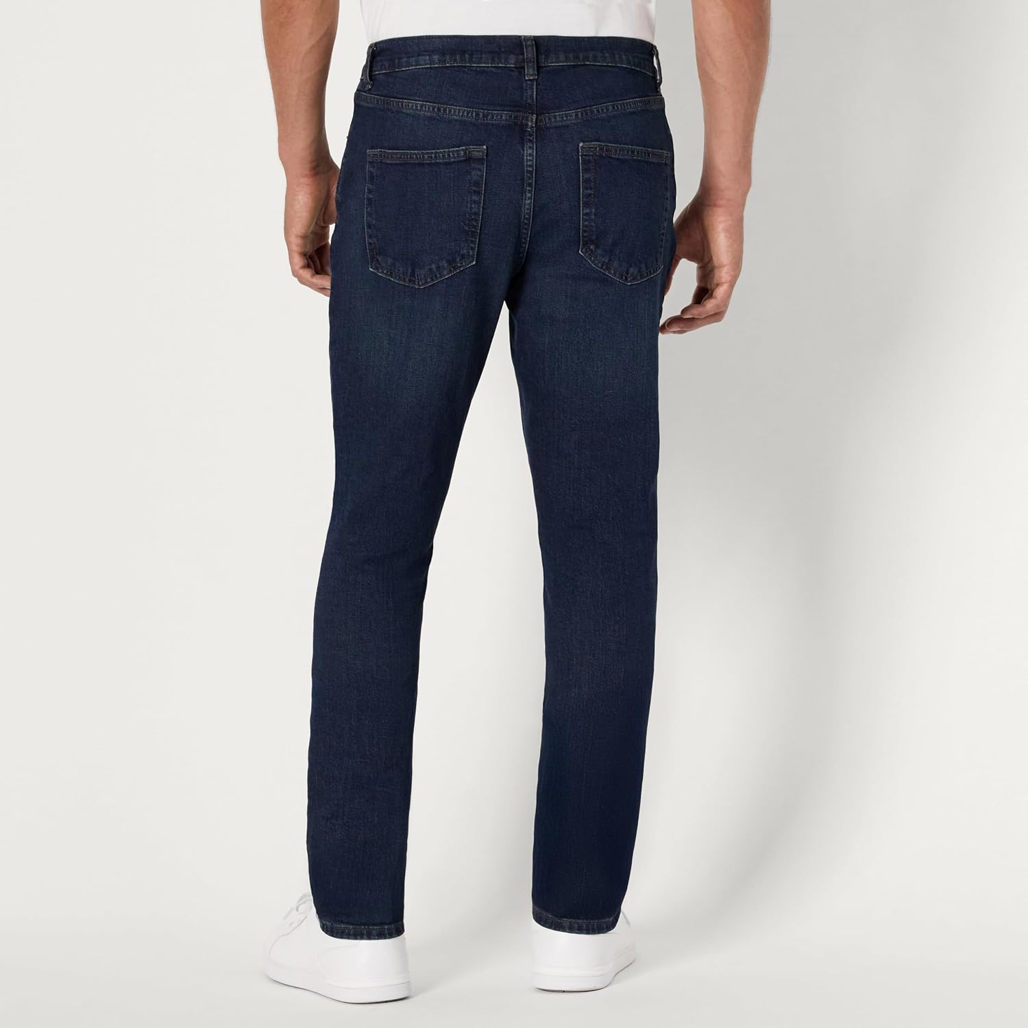 Amazon Essentials Men's Medium Stretch Skinny-Fit Jeans