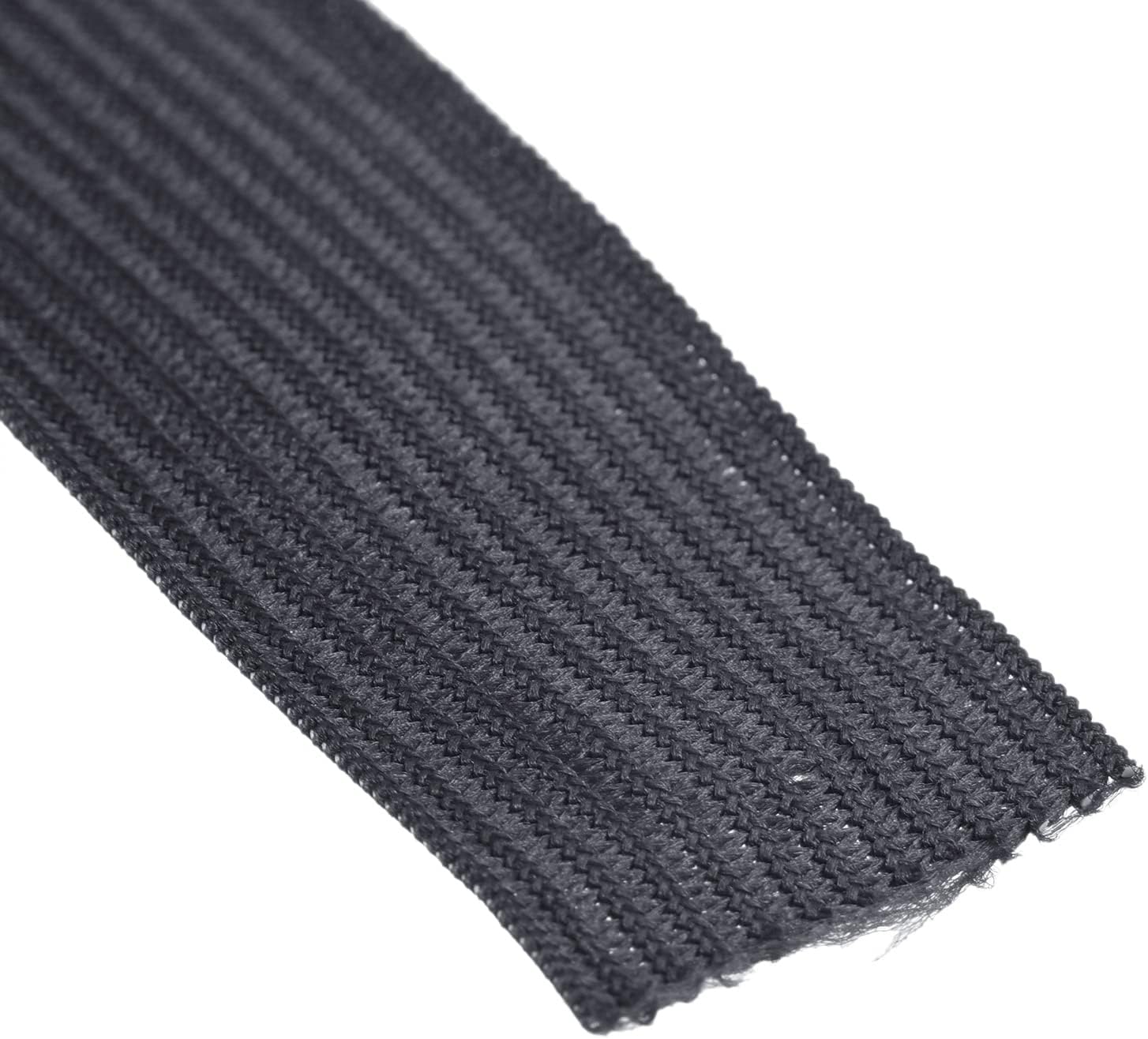 Prikaz različitih načina korištenja u odjevnim i DIY projektima