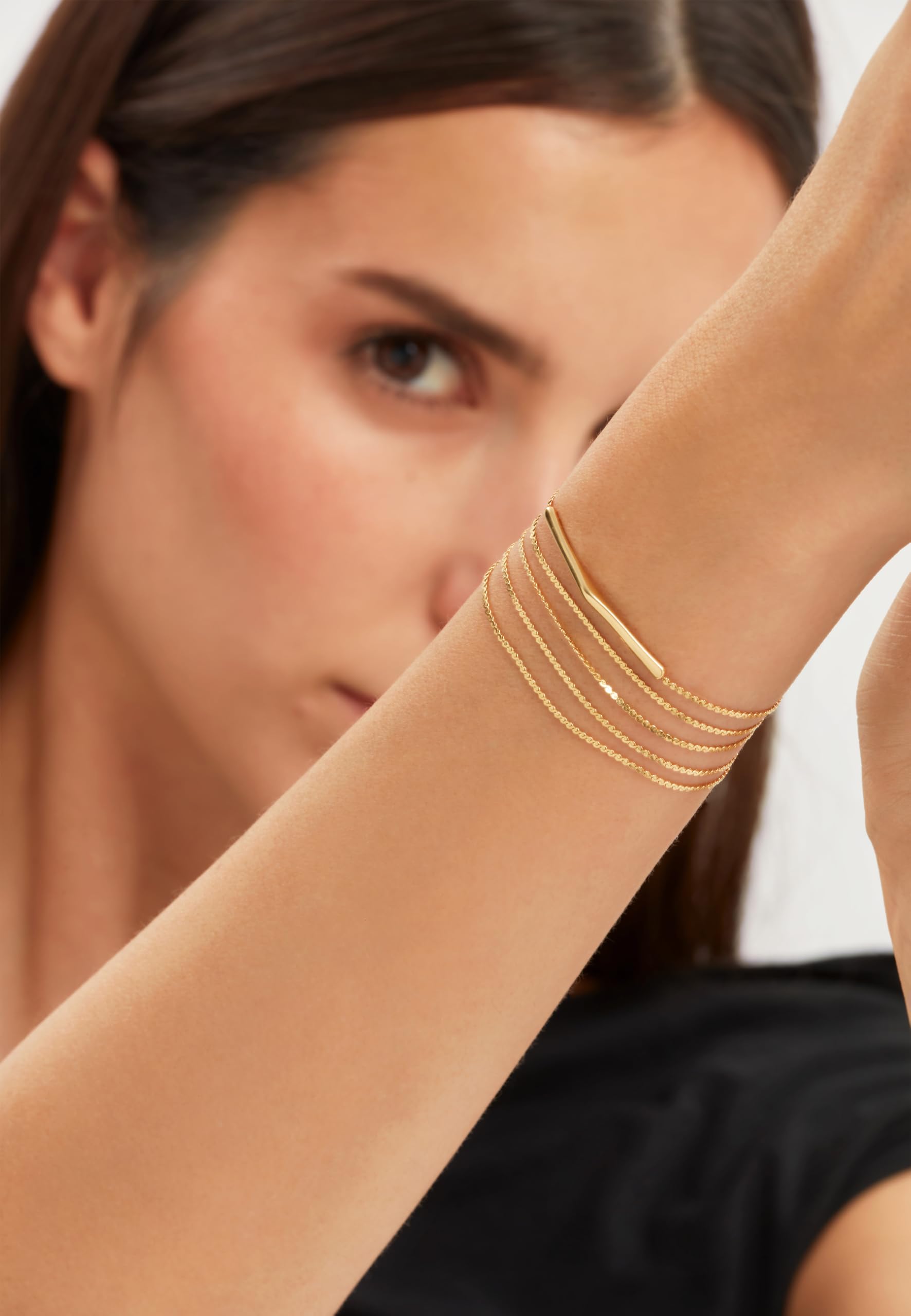 Breil, Collezione Roll Up, Bracciale Multigiro in Acciaio Donna, a Catena con Elemento Rigido Centrale, Pratica Chiusura Regolabile, Lunghezza 76,5 cm