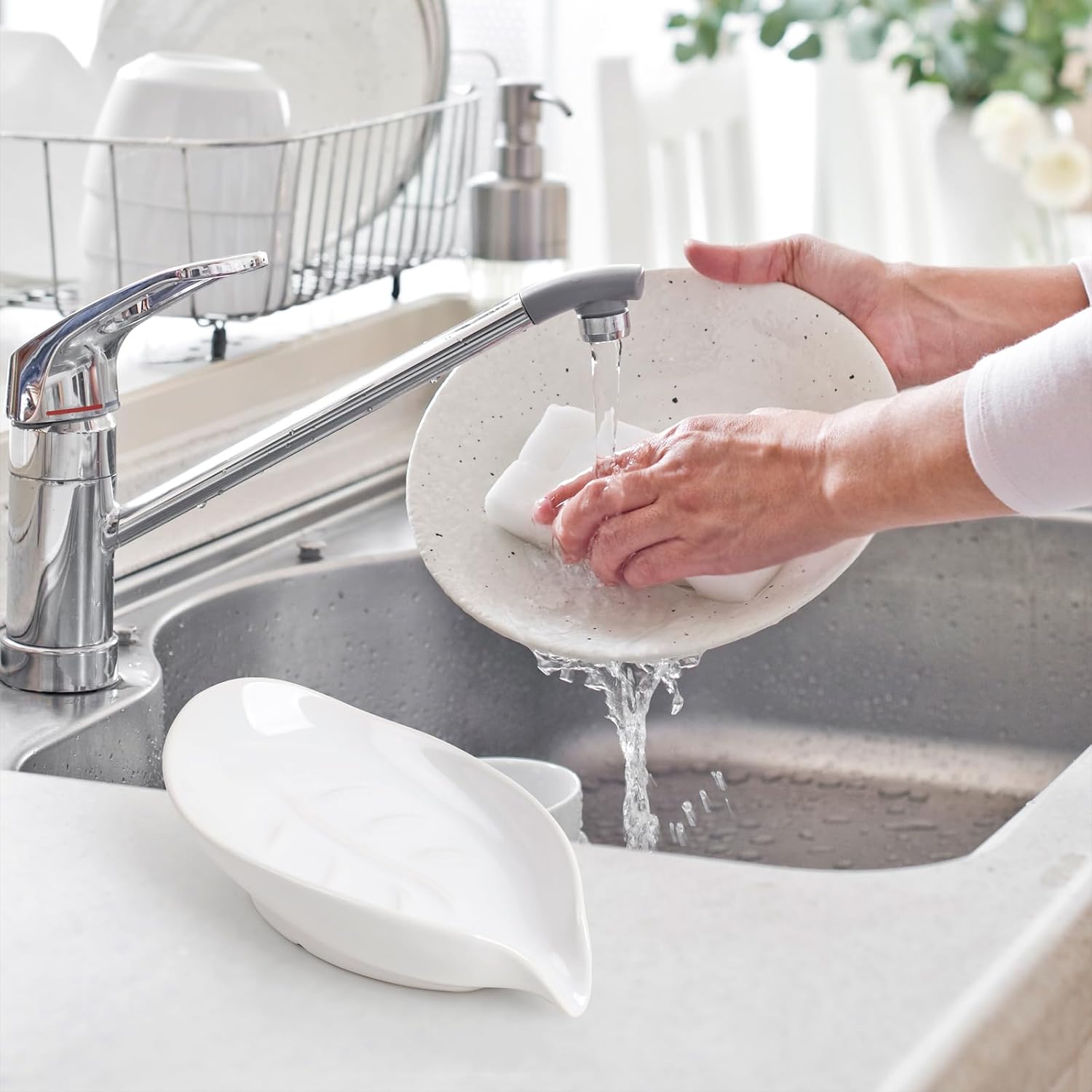 Soap Dish 2PCS, Self-Draining Bar Soap Holder, Leaf Shape Ceramic Drain Soap Dishes for Bathroom Kitchen, Easy to Clean Keeps Soap Dry, White, ANTIS'S HOME