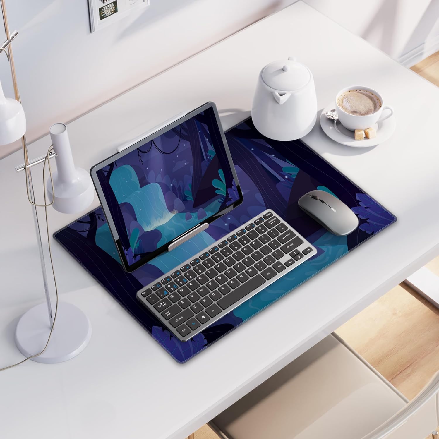 LL-COEUR Green Plant Extended Mouse Mat 23.6x15.7x0.12inch Laptop Keyboard Pad with Non-Slip Rubber Base Long Desk Topper Mat for Gaming Office Home XXL