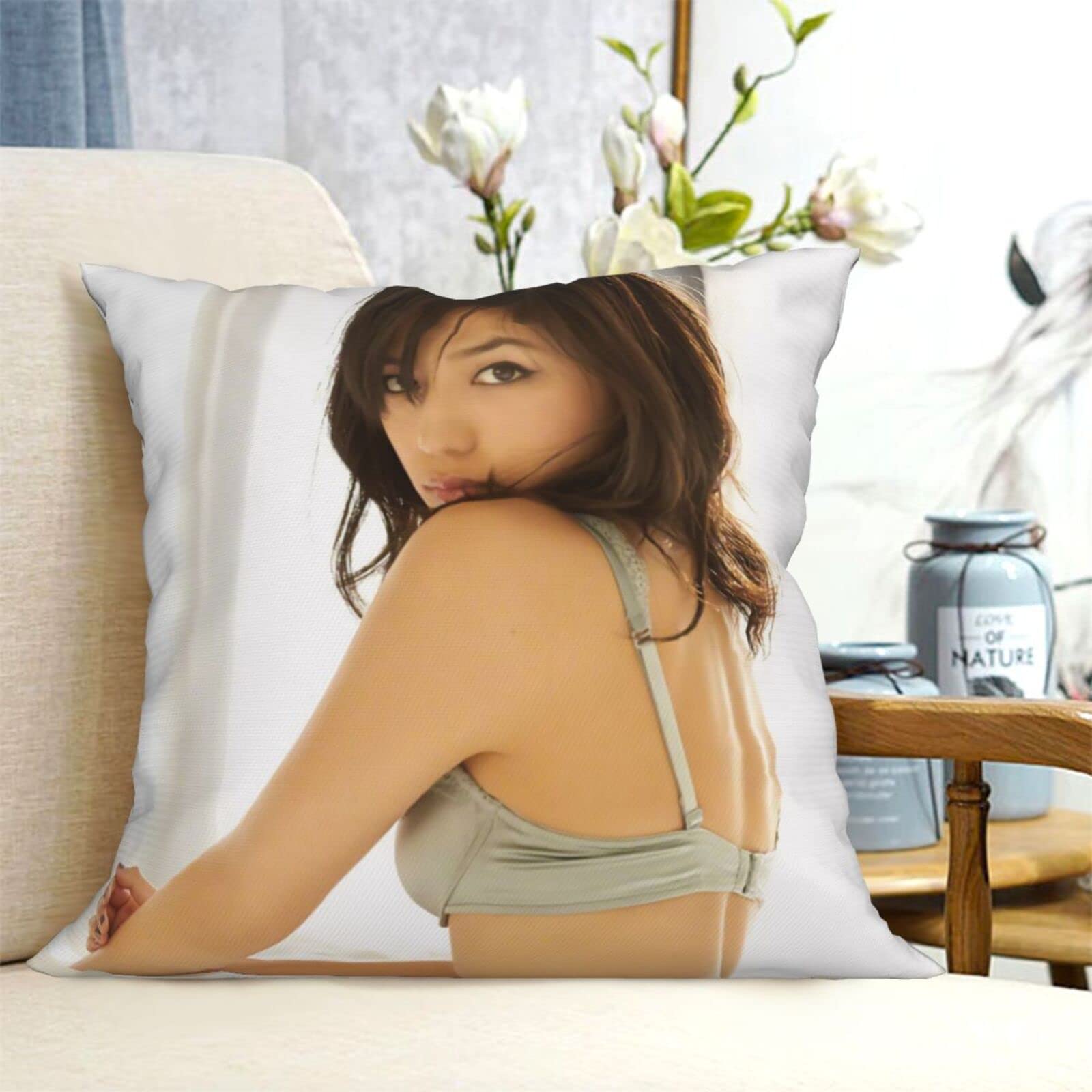 川口春奈　抱き枕カバー Amazon | 抱き枕カバー川口春奈 JBHE | アニメ・萌えグッズ 通販