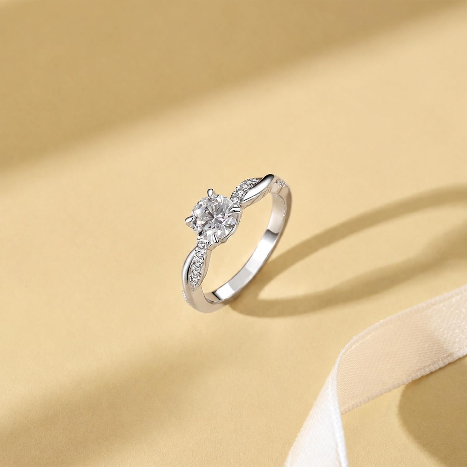Moissanite Engagement Rings Wedding Ring D Color VVS1 Round Cut S925 Sterling Silver Plated 18K White Gold Promise Rings for Women