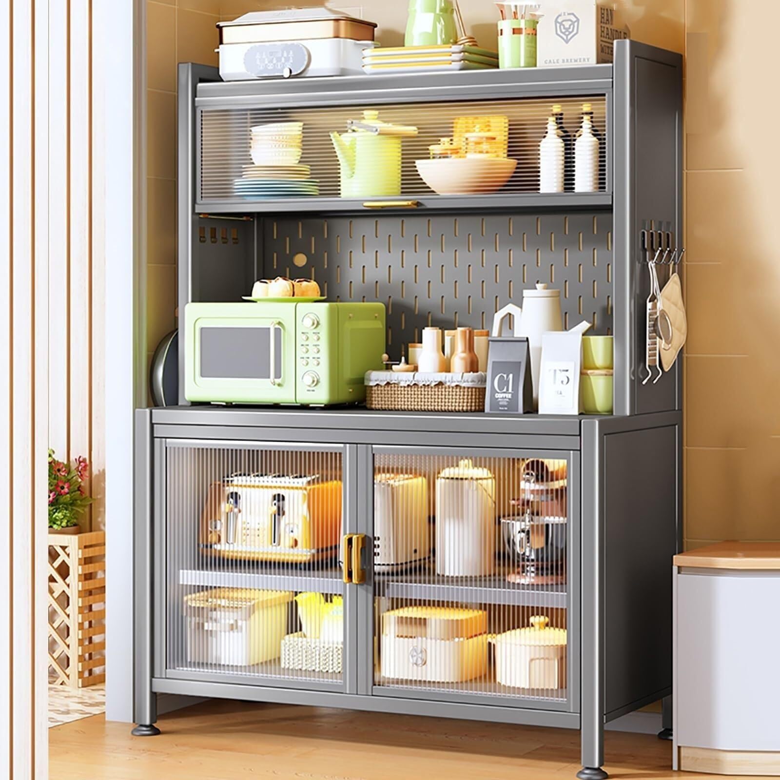 Scaffale da cucina regolabile a 5 ripiani con armadietto e pannello forato, salvaspazio, per cucina, garage e casa, multifunzionale, durevole ed elegante (80 x 44 x 157 cm)