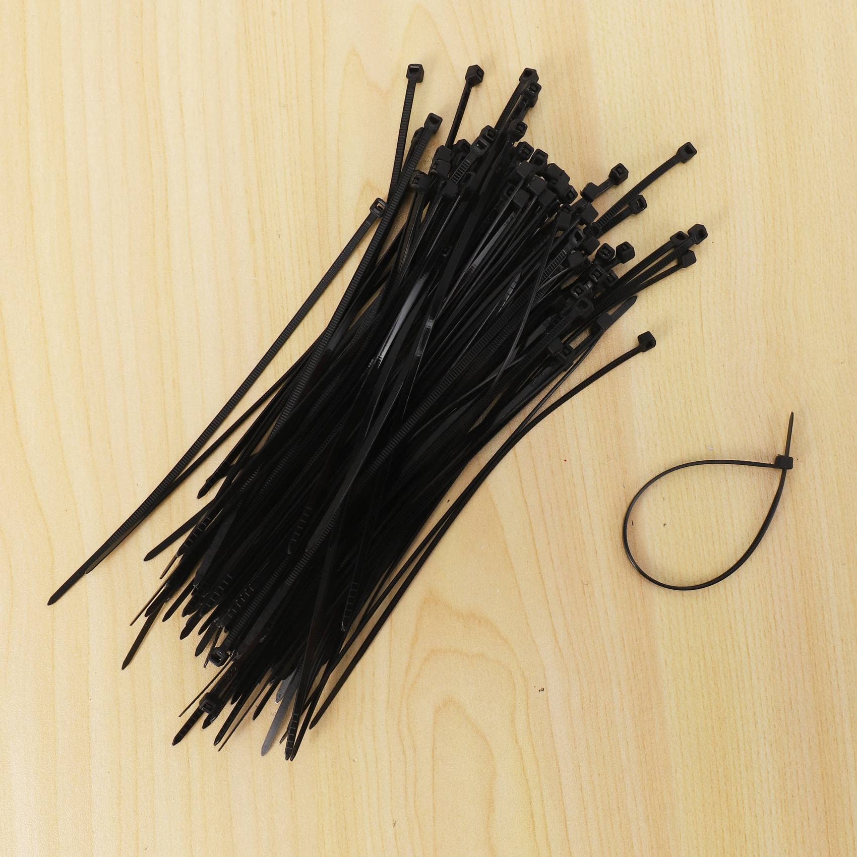 Fascette stringicavo 4,8x350mm verdi Confezione 30pz Aigostar
