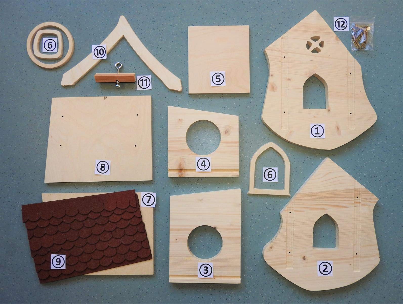 Vogelhaus Liselle Bausatz grau Manufaktur Martinshof Höhe ca.: 40,00 cm Breite ca.: 33,00 cm Tiefe ca.: 28,00 cm Vogelhaus, Futterhaus, Futterstation