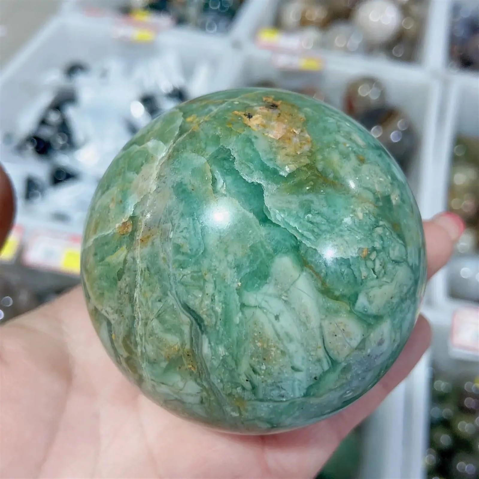 Bola de cristal verde tallada a mano para decoración de lujo y coleccionistas de gemas cuarzo