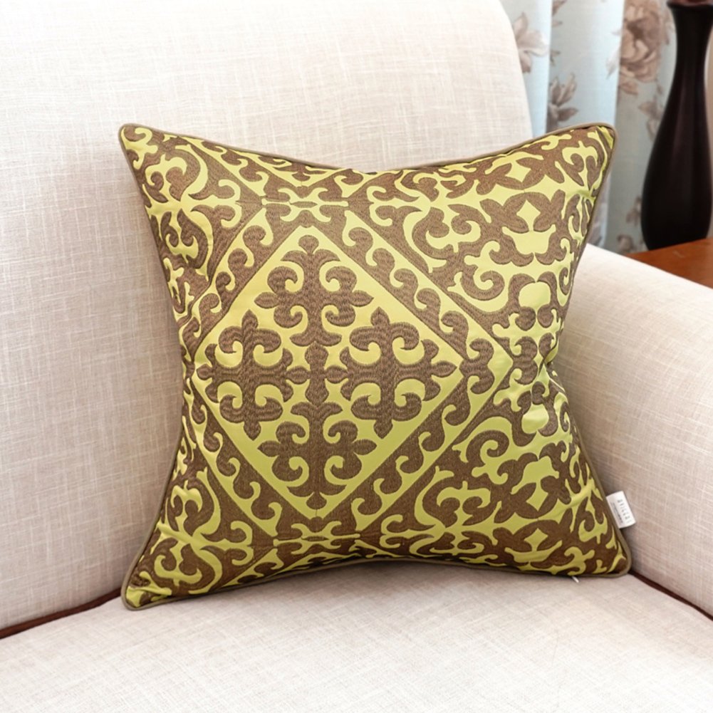 Coussin de canapé brodé de style européen pour une ambiance de salon chaleureuse et cosy