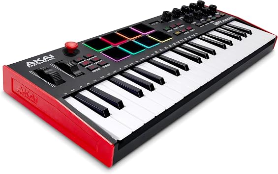 Akai Professional MPK Mini Plus - وحدة تحكم لوحة مفاتيح USB MIDI مكونة من 37 مفتاحًا مع 8 لوحات MPC وجهاز تسلسل MIDI / CV / بوابة I / O وبرنامج إنتاج الموسيقى وحزمة صوت الآلات الأصلية