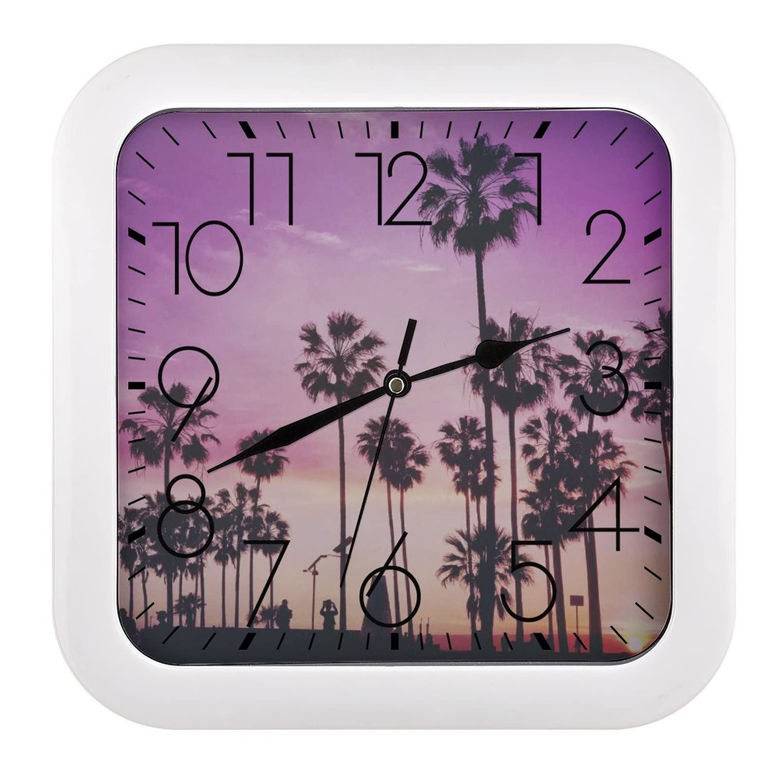 Horloge murale carrée arbres ciel violet au design artistique pour salon chic
