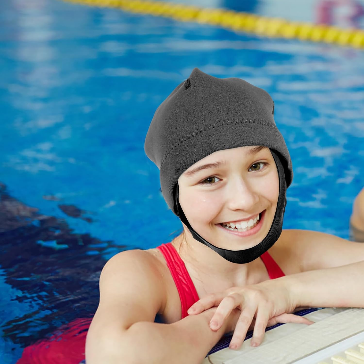 Alipis Thermal Scuba Diving Hood 2mm Neoprene Snorkeling Cap with Chin Strap Surf Swim Protection Size M Black